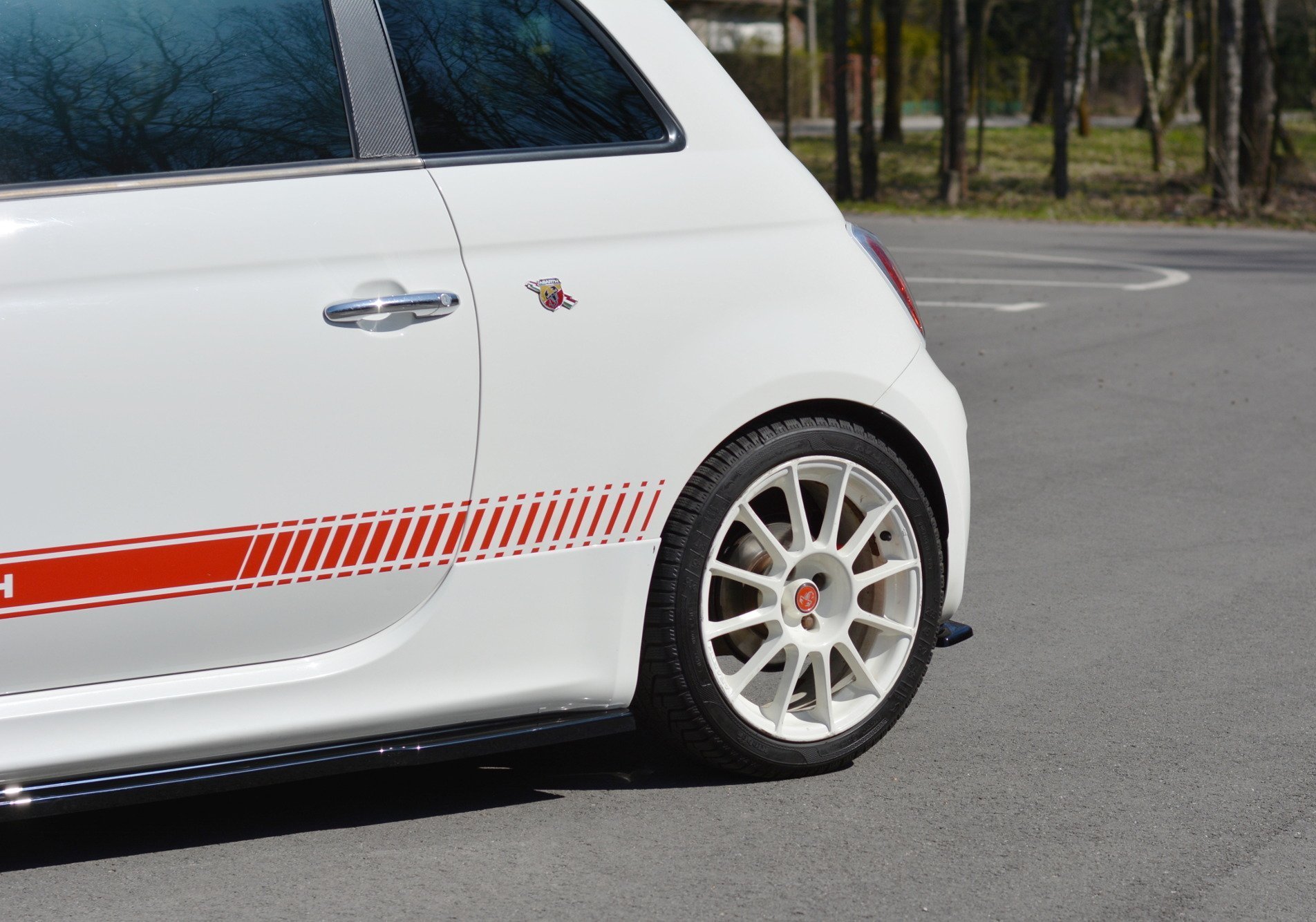 Rear Side Splitters Abarth 500 Mk1 - Image 3