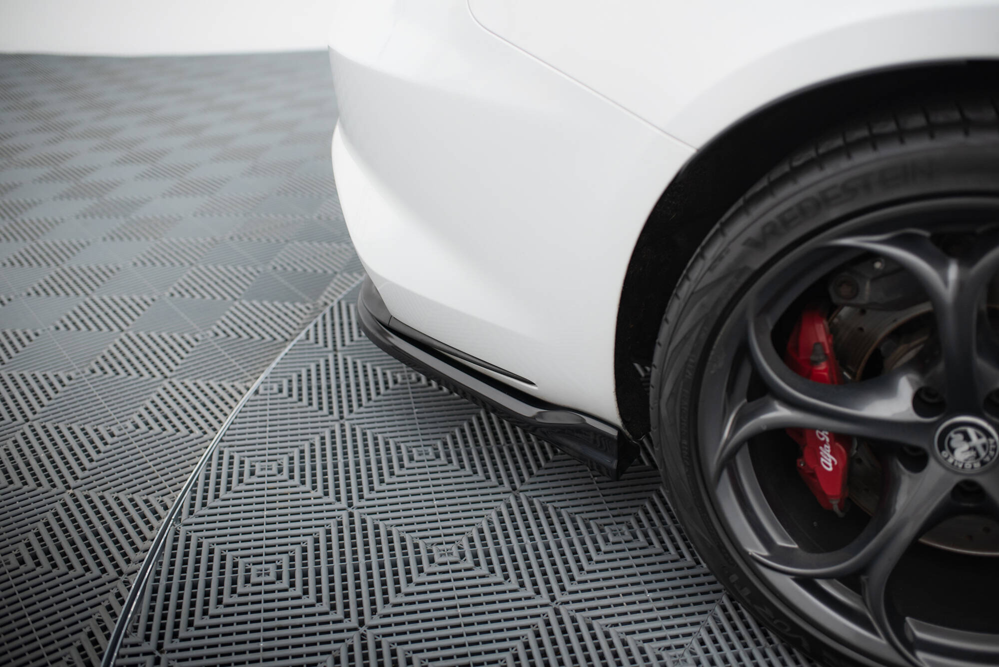 Rear Side Splitters Alfa Romeo Giulia Quadrifoglio - Image 2