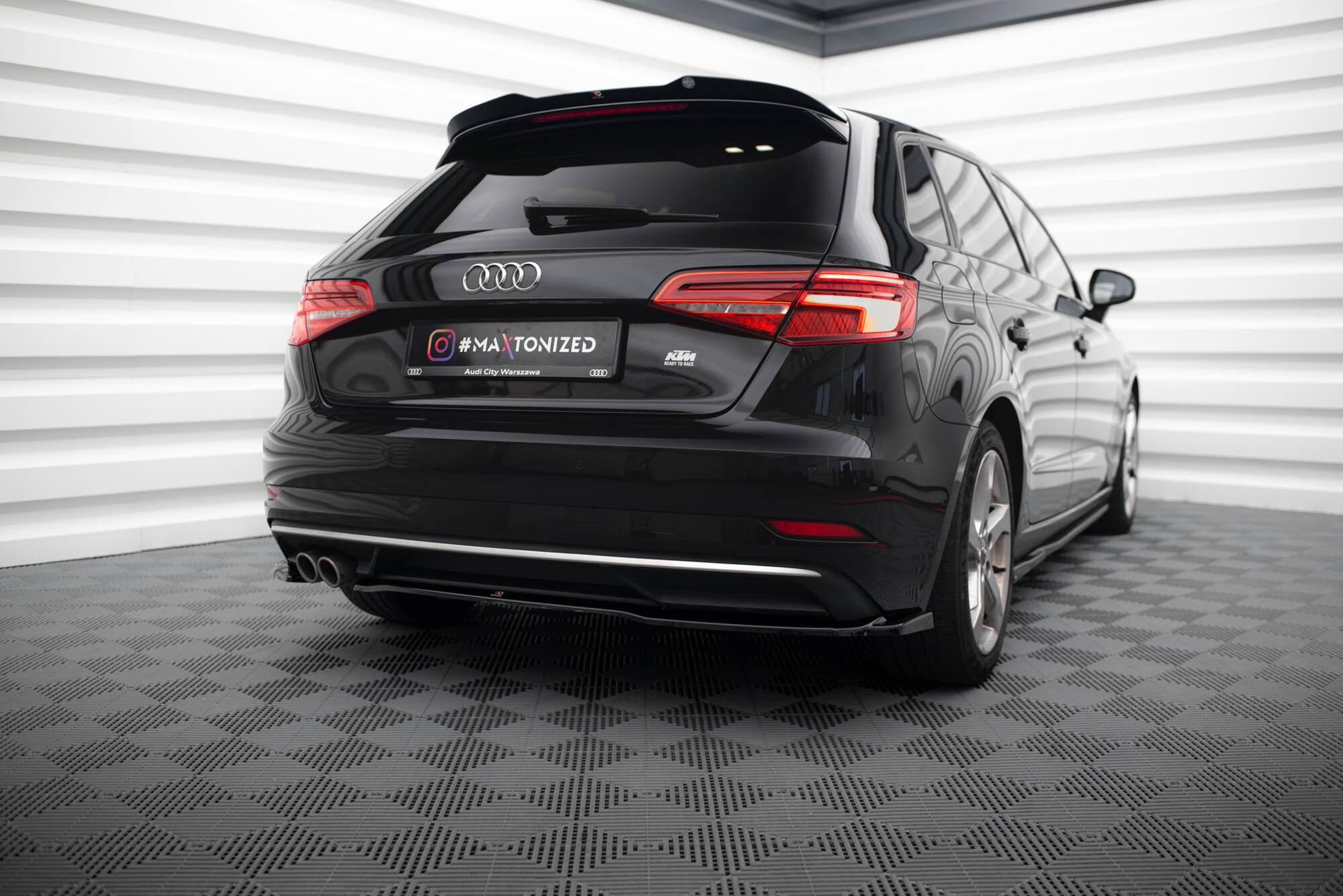 Rear Side Splitters Audi A3 Sportback 8V Facelift - Image 4