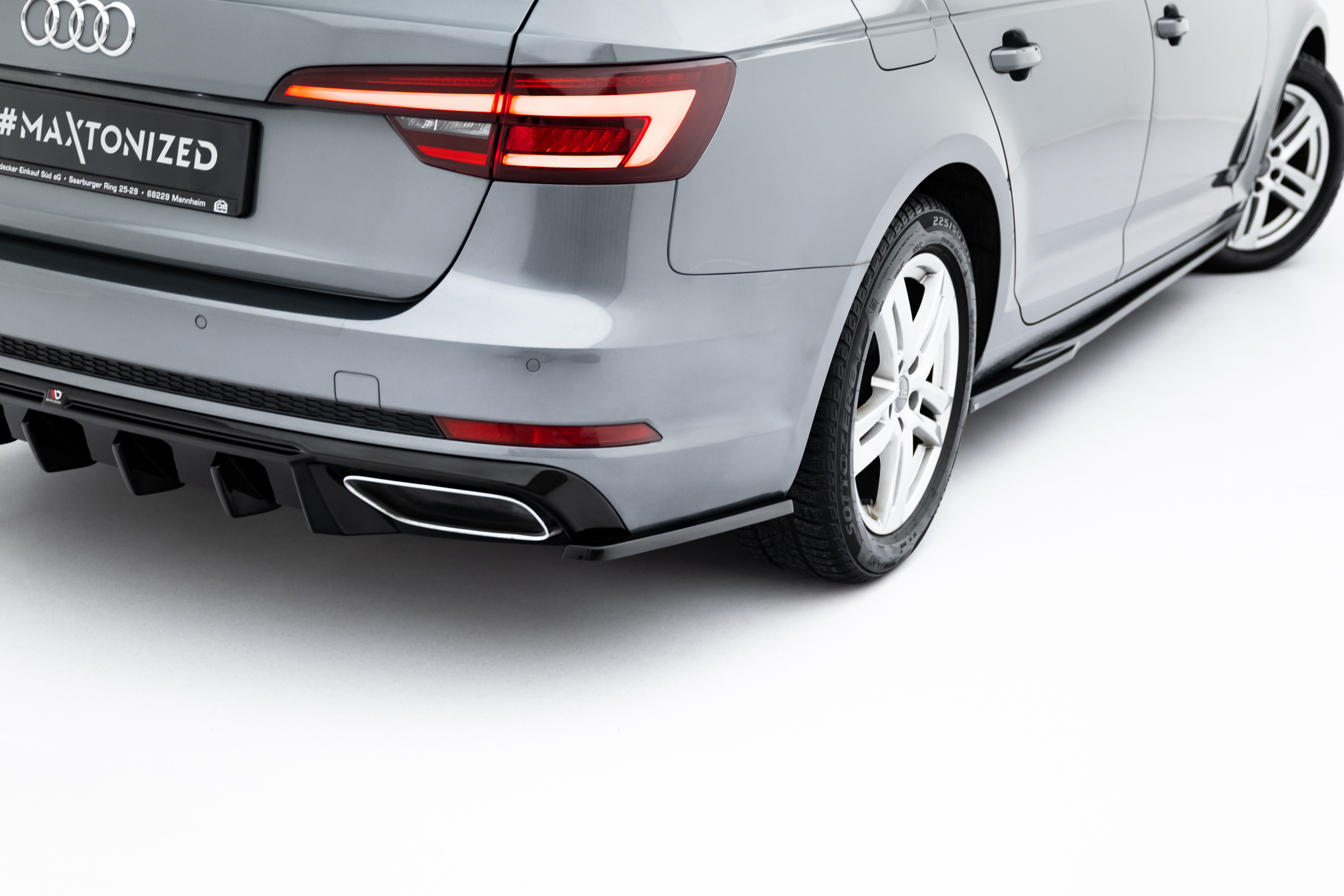 Rear Side Splitters Audi A4 / A4 S-Line / S4 Sedan / Avant B9 - Image 3