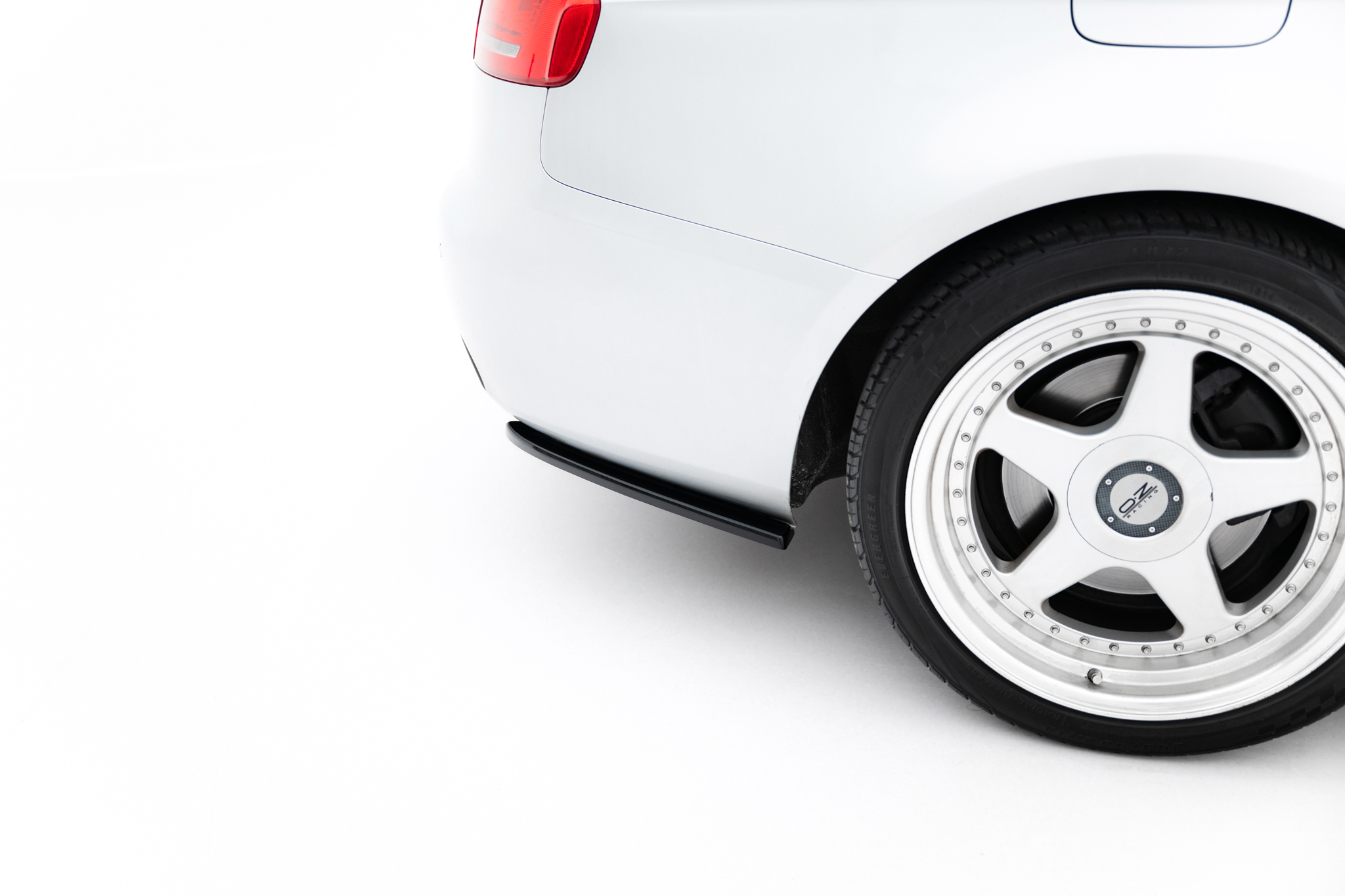 Rear Side Splitters Audi A4 Sedan / Avant B8 - Image 2