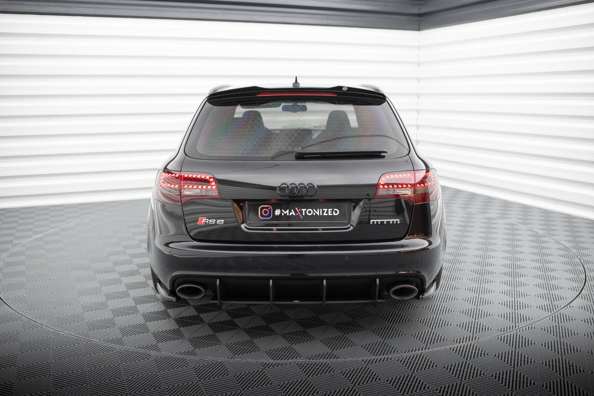 Rear Side Splitters Audi RS6 Avant C6 - Image 3
