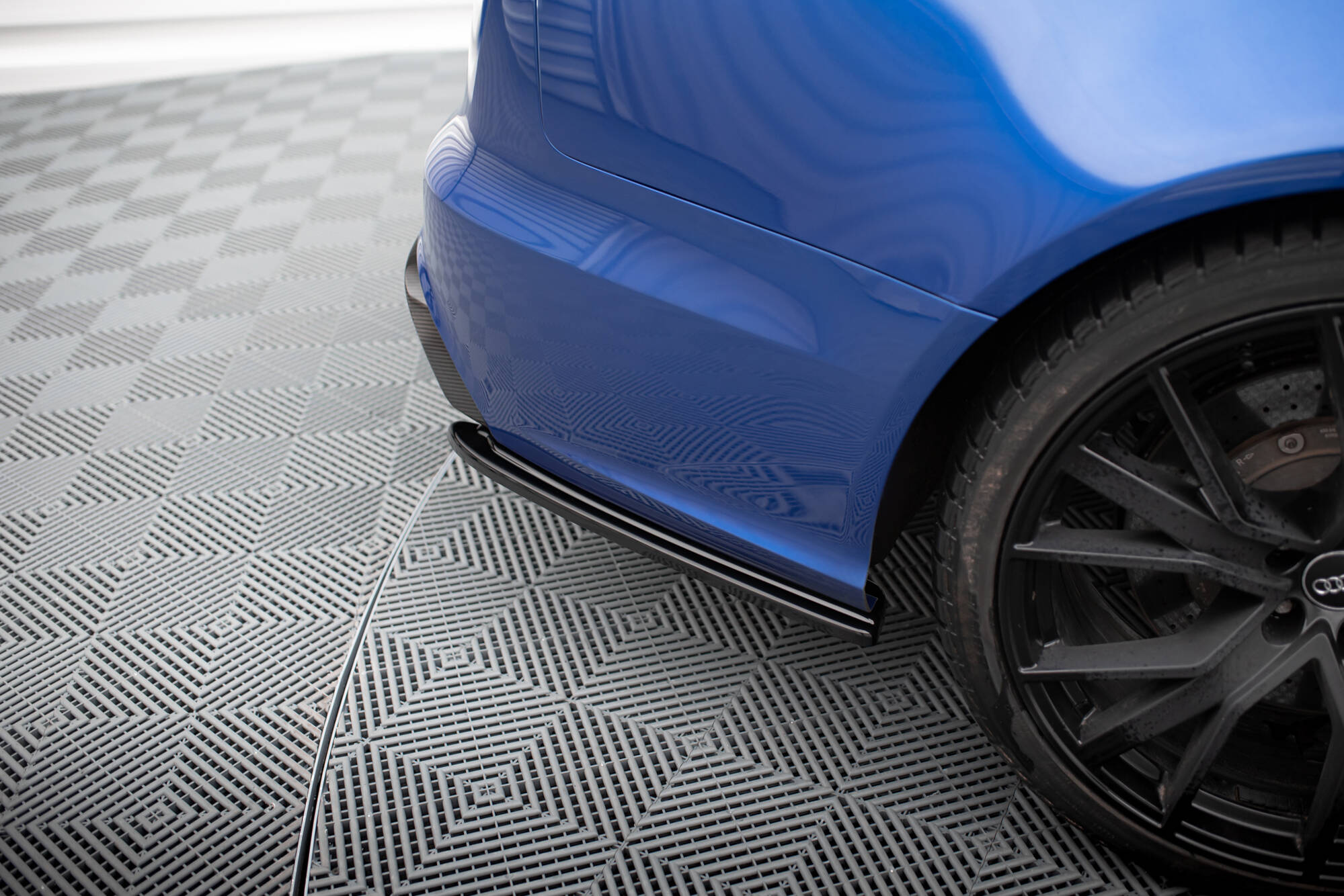 Rear Side Splitters Audi RS6 C7 / C7 Facelift - Image 4