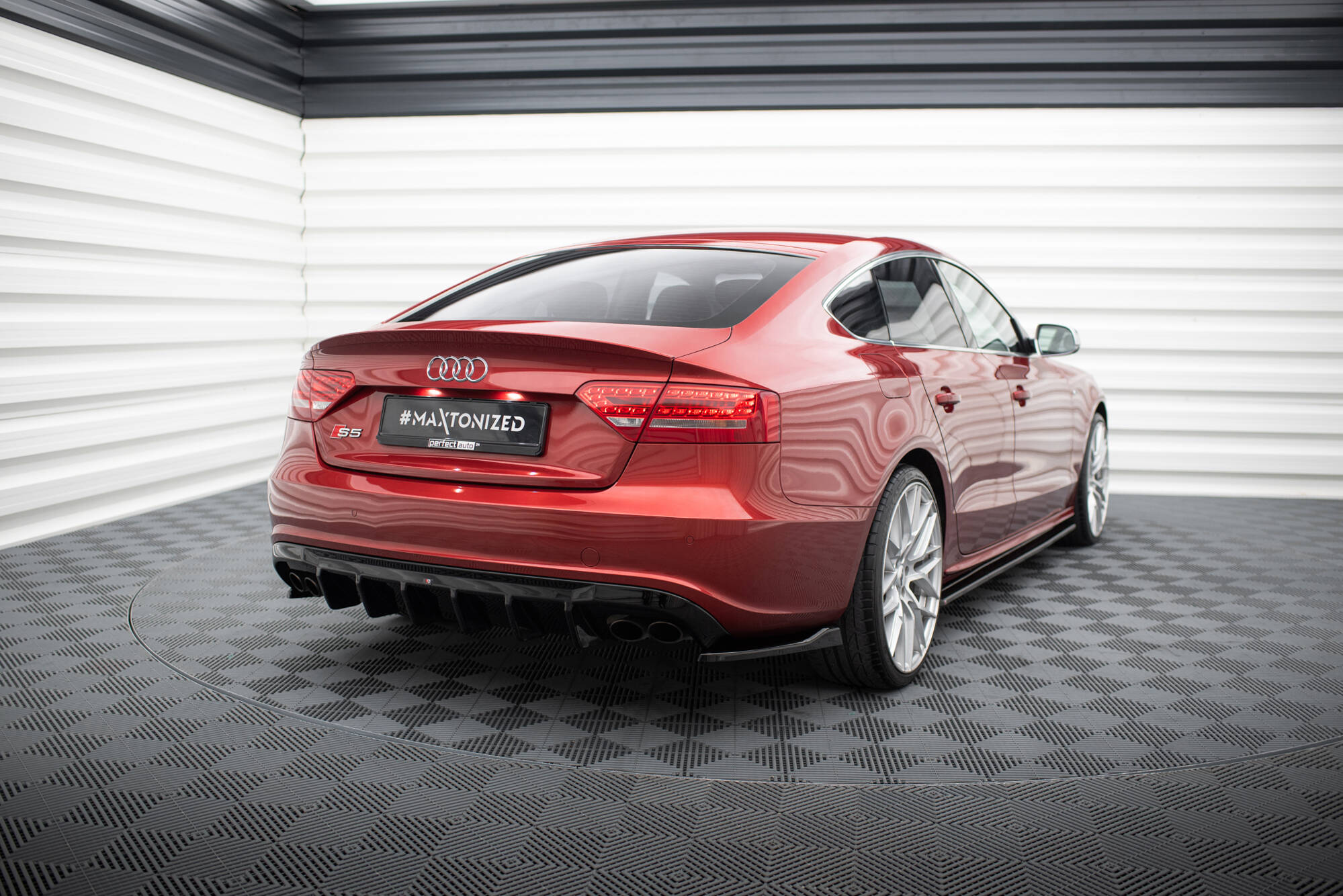 Rear Side Splitters Audi S5 / A5 S-Line Sportback 8T - Image 2