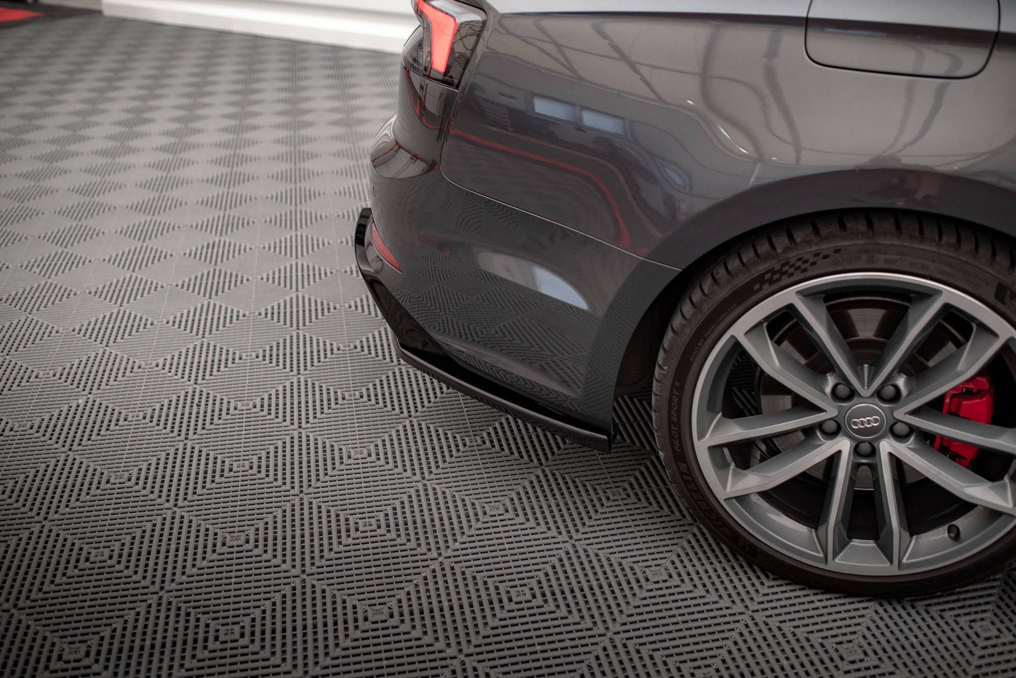Rear Side Splitters Audi S5 Coupe / Sportback F5 - Image 4