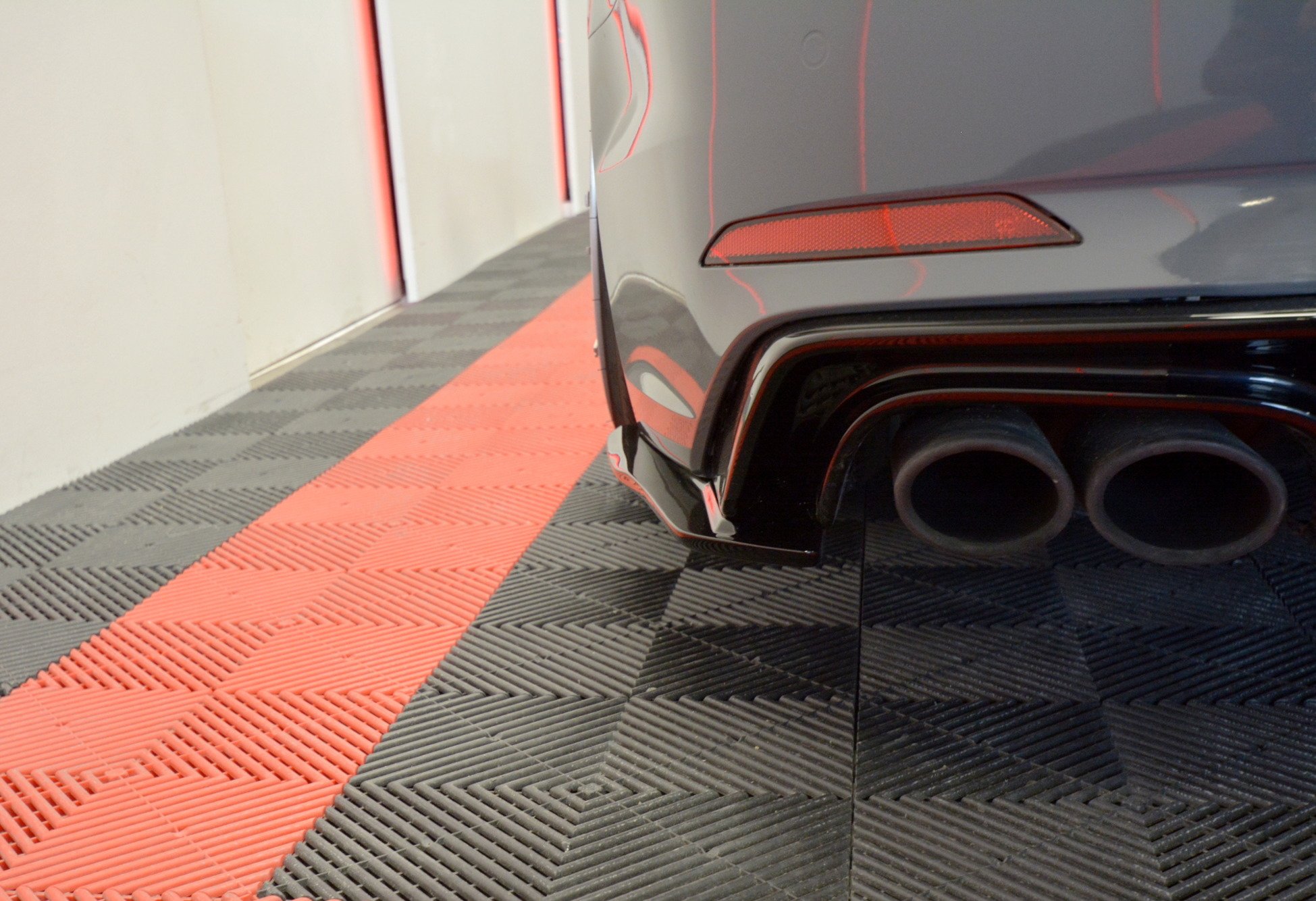 Rear Side Splitters Audi S5 F5 Coupe - Image 3