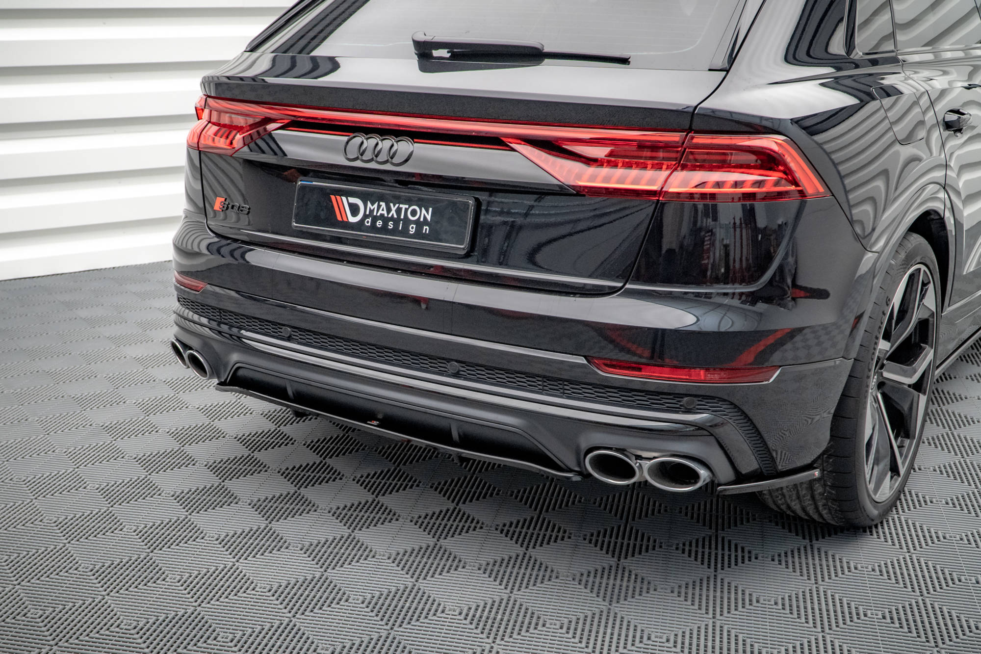 Rear Side Splitters Audi SQ8 Mk1 - Image 3