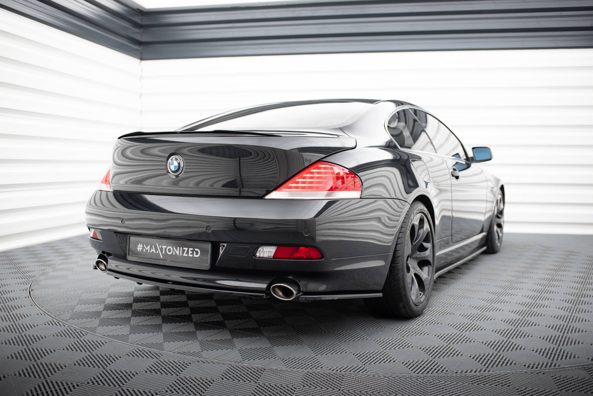 Rear Side Splitters BMW 6 Coupe E63 / Cabrio E64 - Image 2
