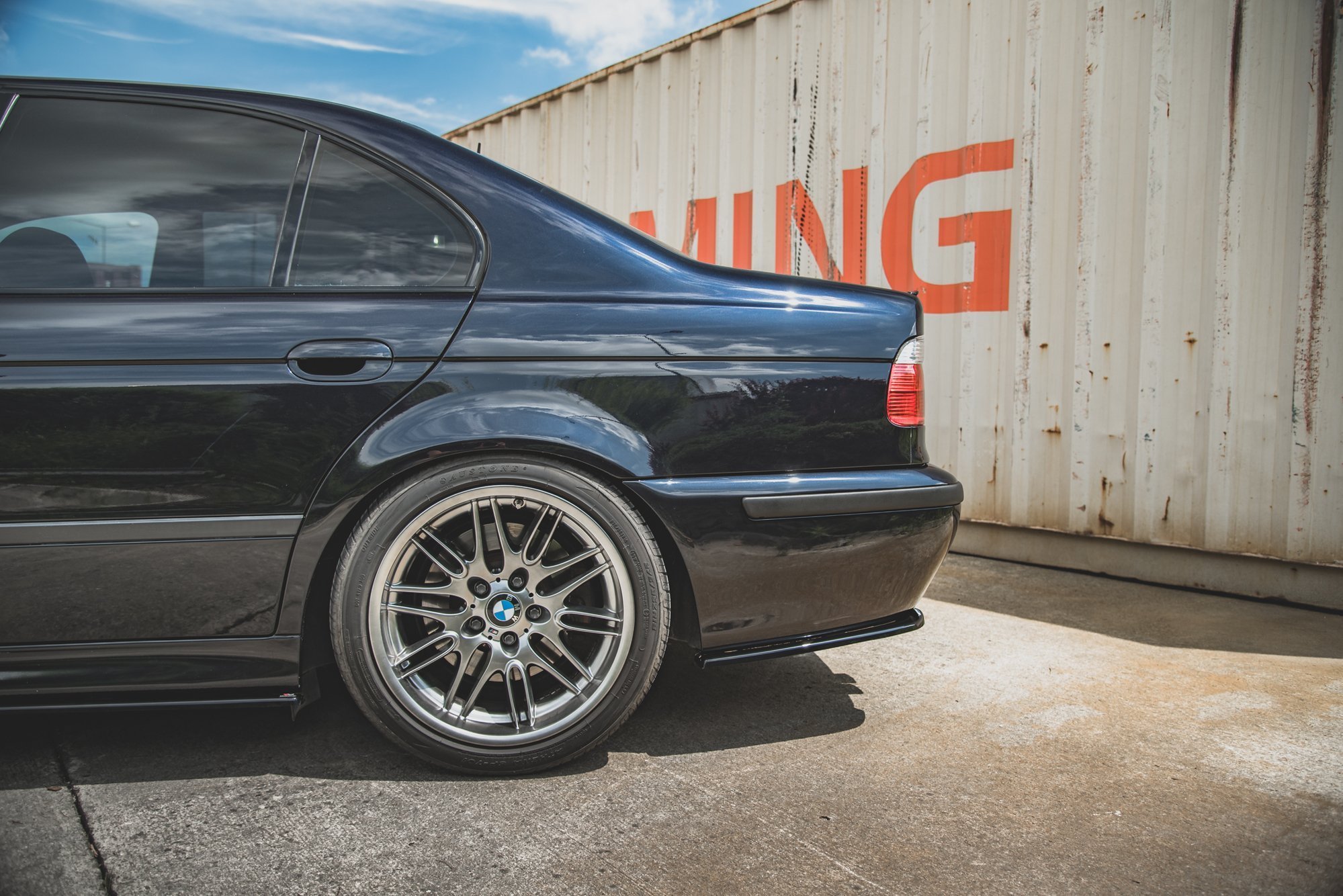 Rear Side Splitters BMW M5 / 5 M-Pack E39 - Image 2