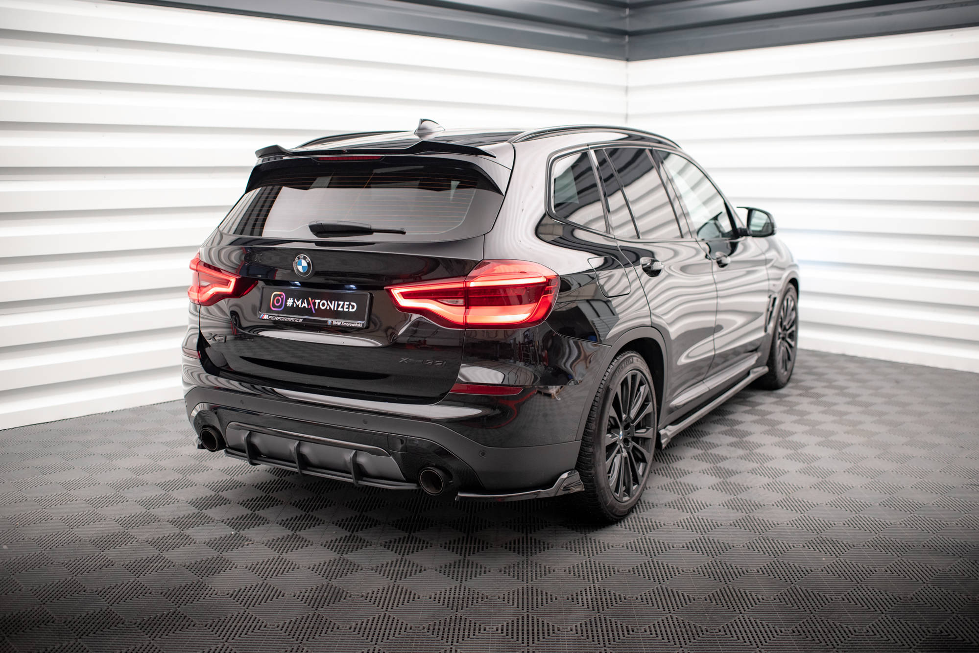 Rear Side Splitters BMW X3 G01 - Image 2