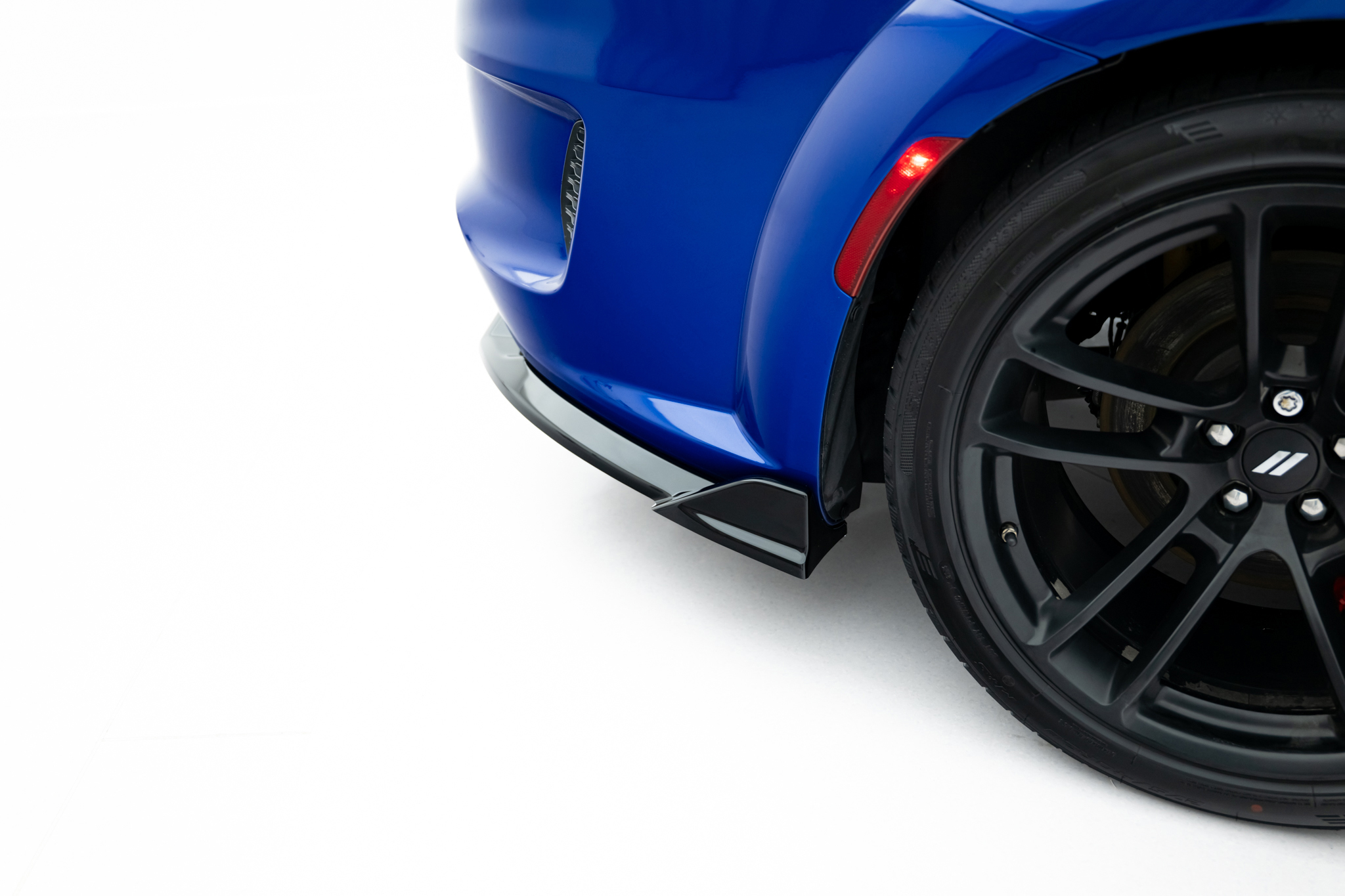 Rear Side Splitters Dodge Charger RT Scat Pack Widebody Mk3 Facelift - Image 3