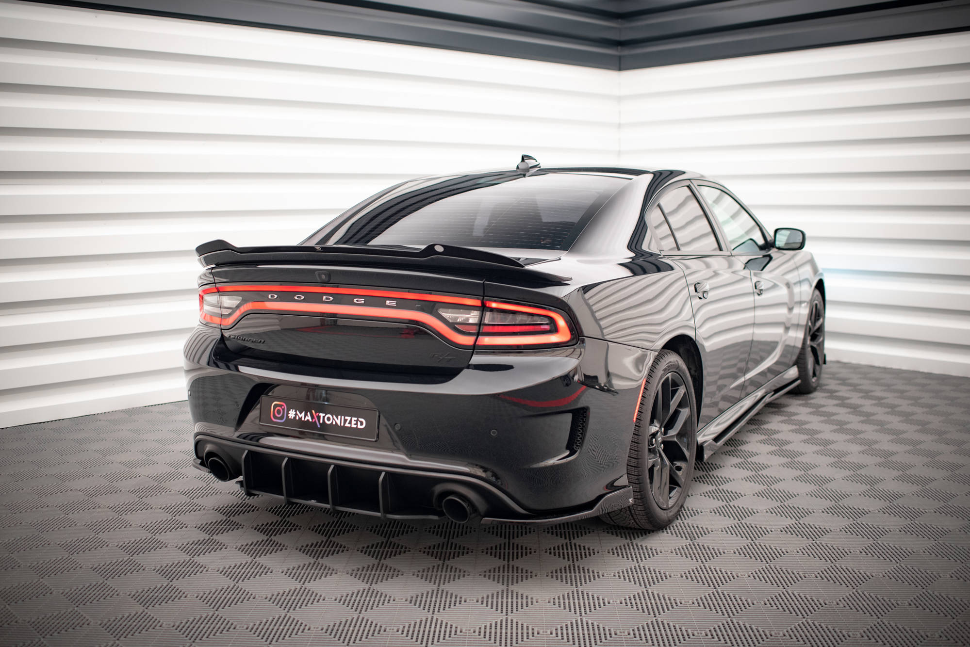 Rear Side Splitters Dodge Charger SRT Mk7 Facelift - Image 2