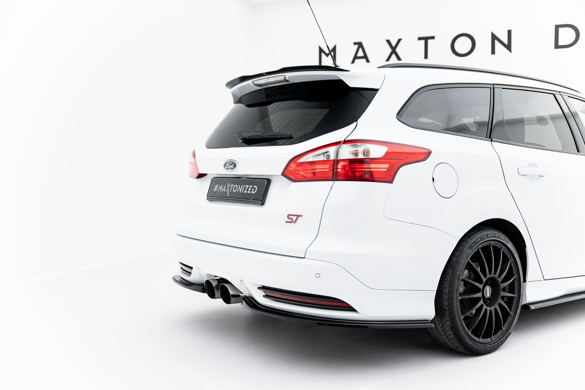Rear Side Splitters Ford Focus ST Estate Mk3 / Mk3 Facelift - Image 3