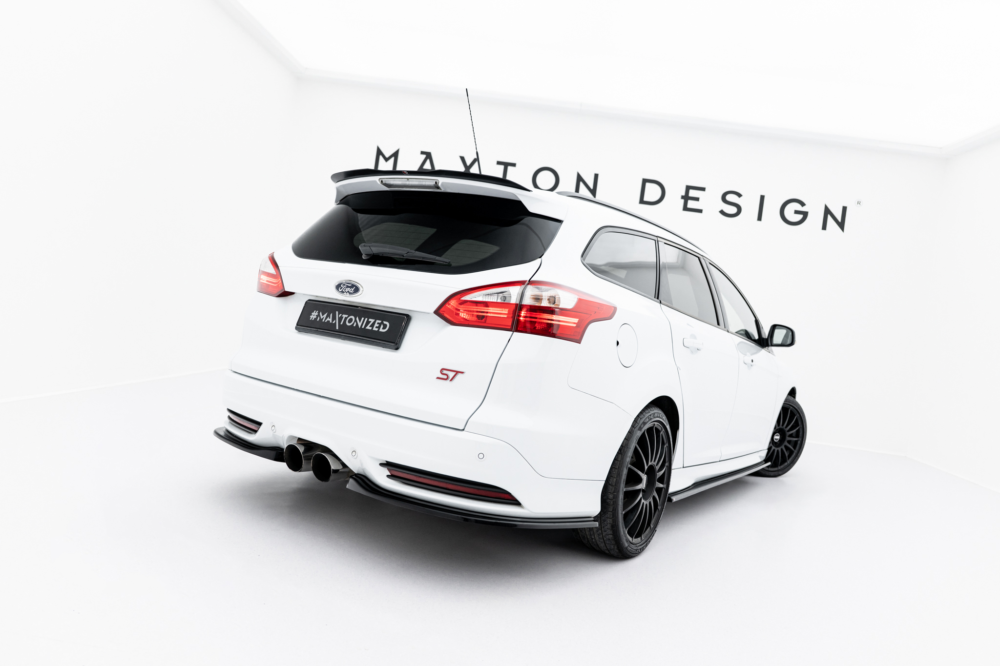 Rear Side Splitters Ford Focus ST Estate Mk3 / Mk3 Facelift - Image 5