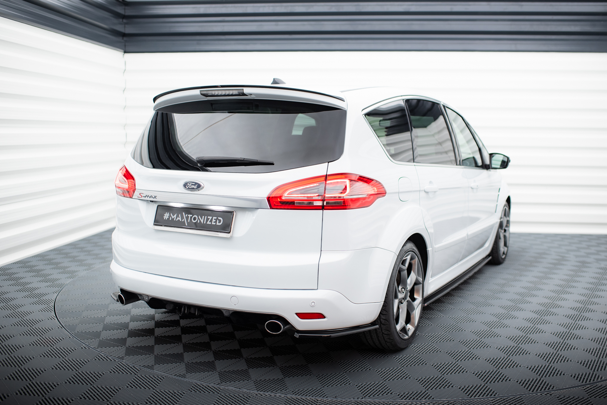 Rear Side Splitters Ford S-Max Titanium Mk1 FL - Image 2