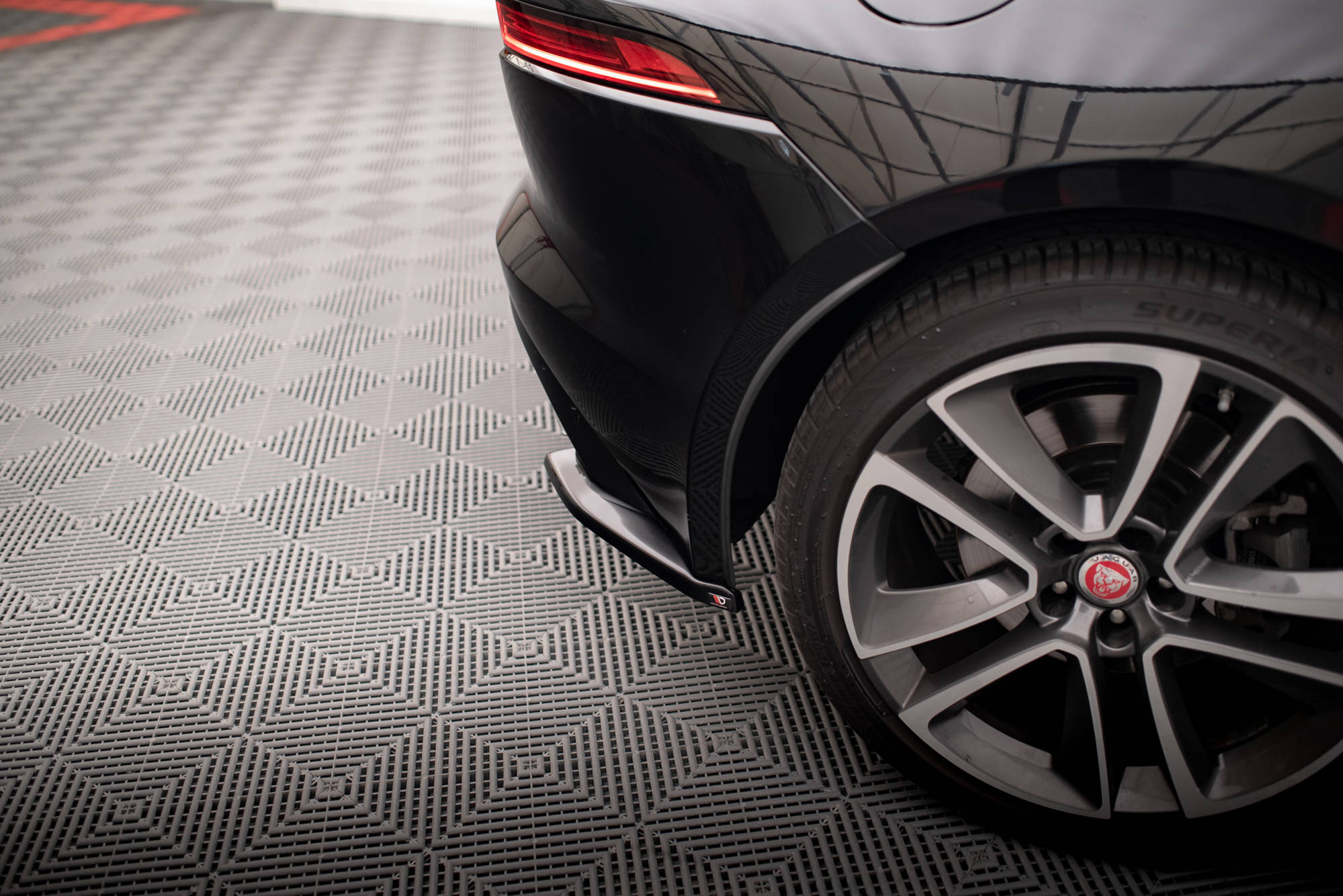 Rear Side Splitters Jaguar F-Type Mk1 Facelift - Image 2