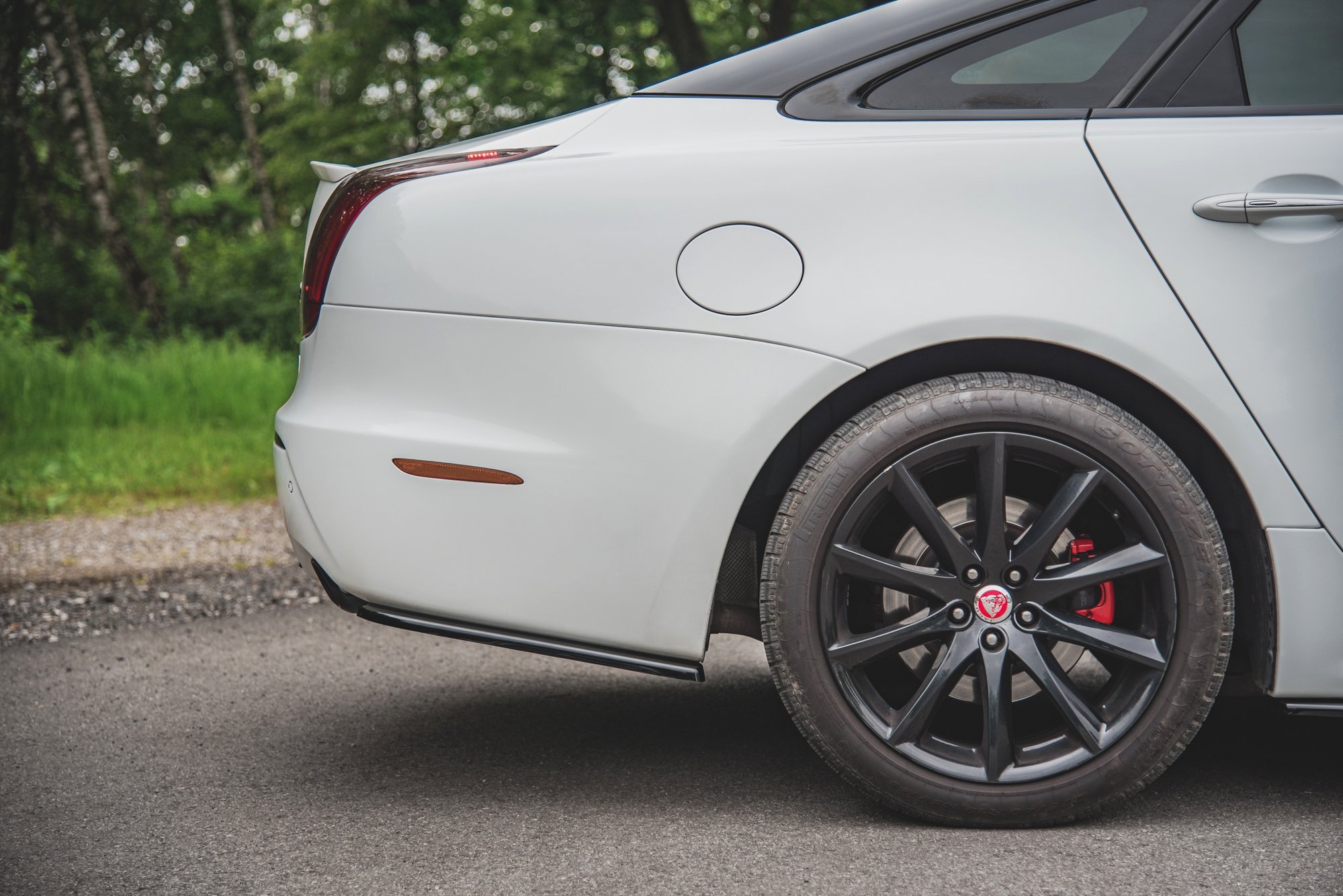 Rear Side Splitters Jaguar XJ R-Sport X351 Facelift - Image 2
