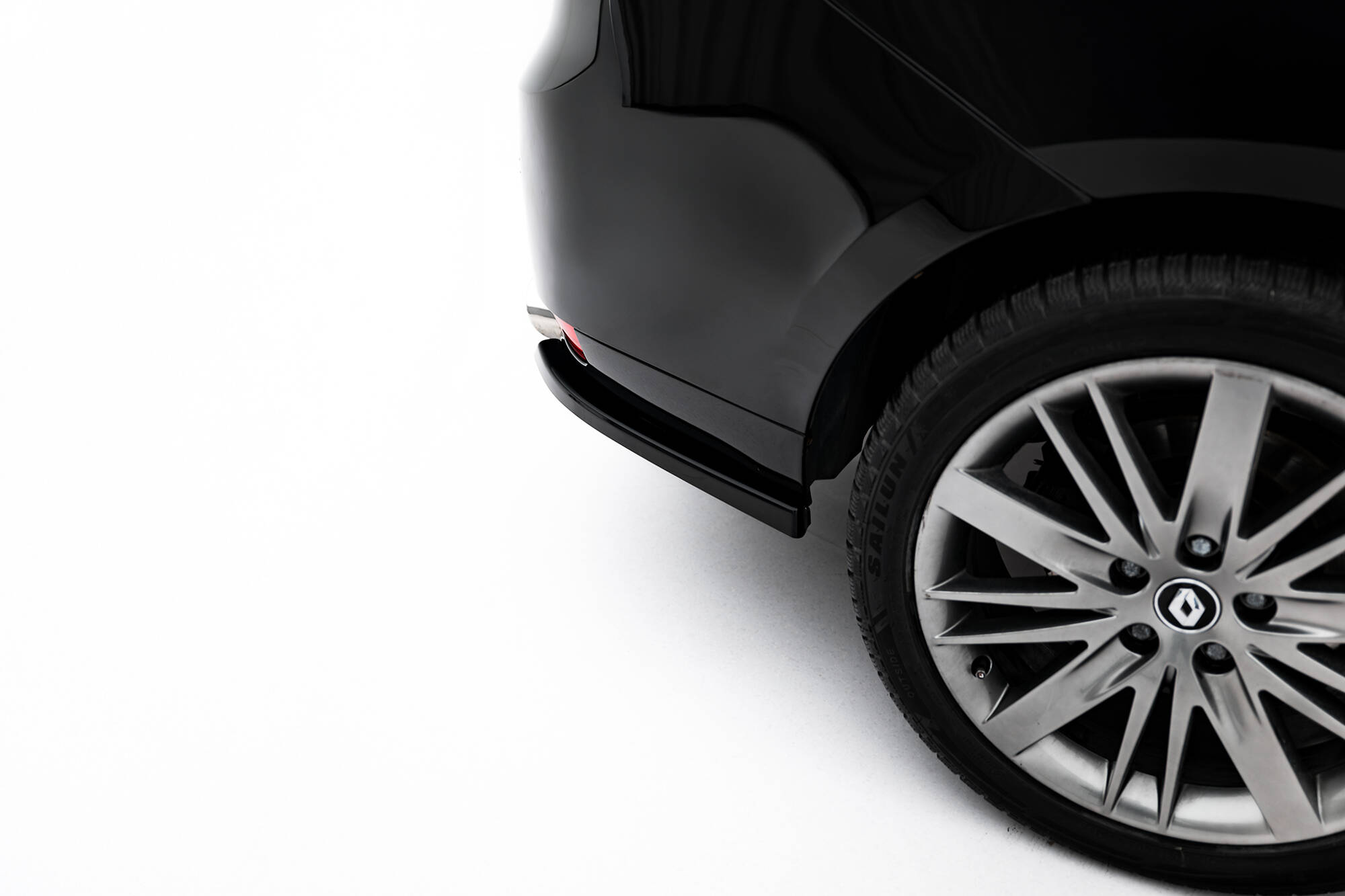 Rear Side Splitters Renault Laguna Hatchback GT Mk3 - Image 3
