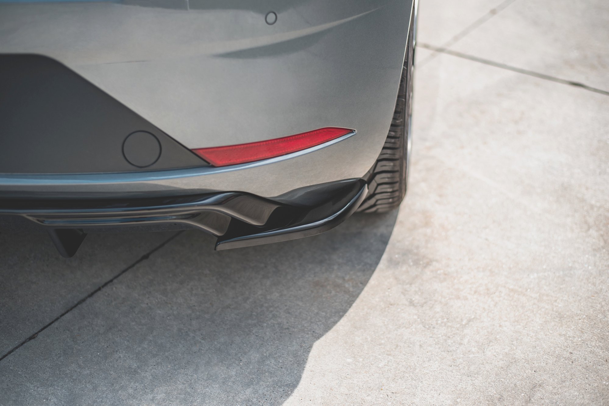 Rear Side Splitters SEAT Leon Mk3 FR Facelift - Image 2