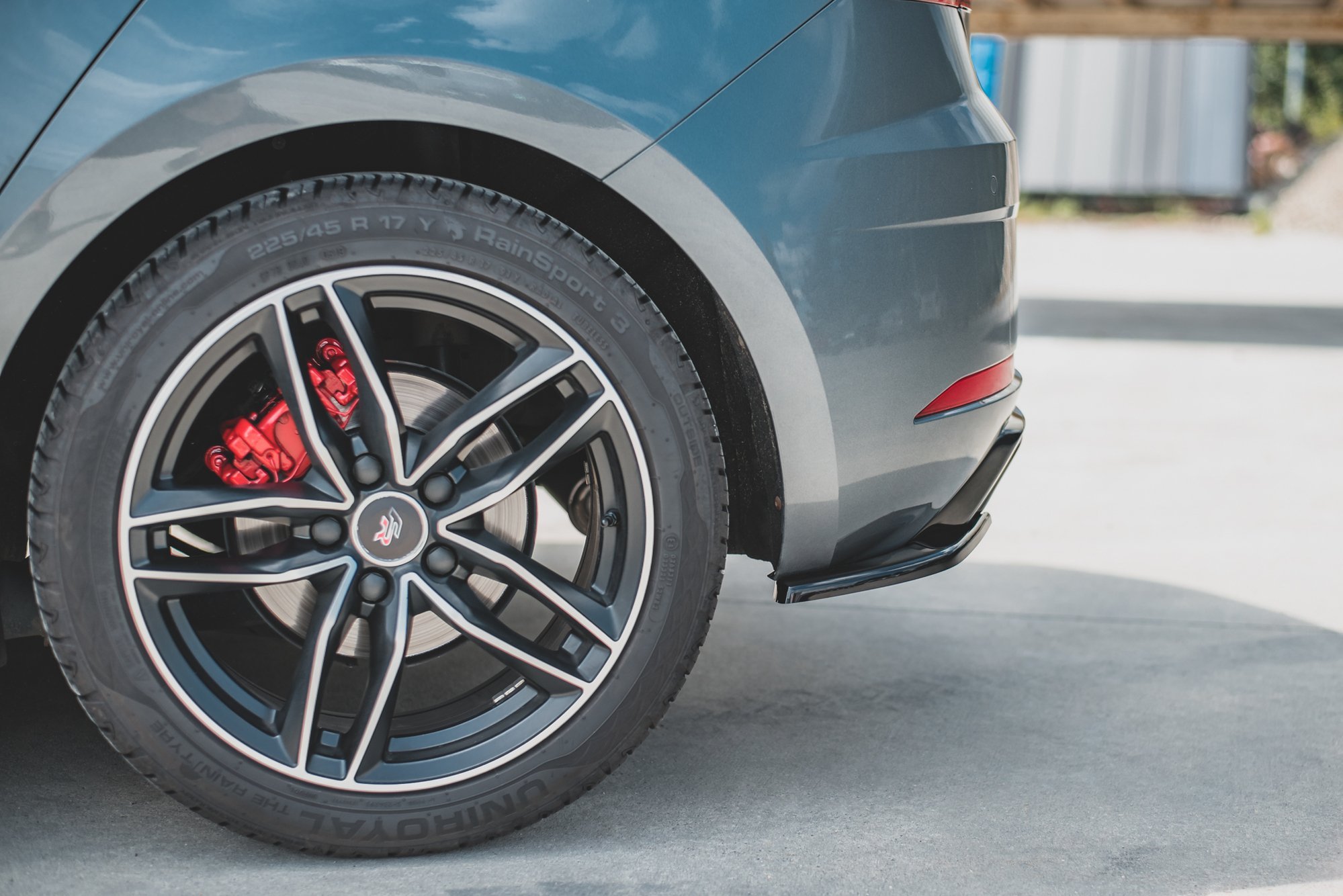 Rear Side Splitters SEAT Leon Mk3 FR Facelift - Image 3