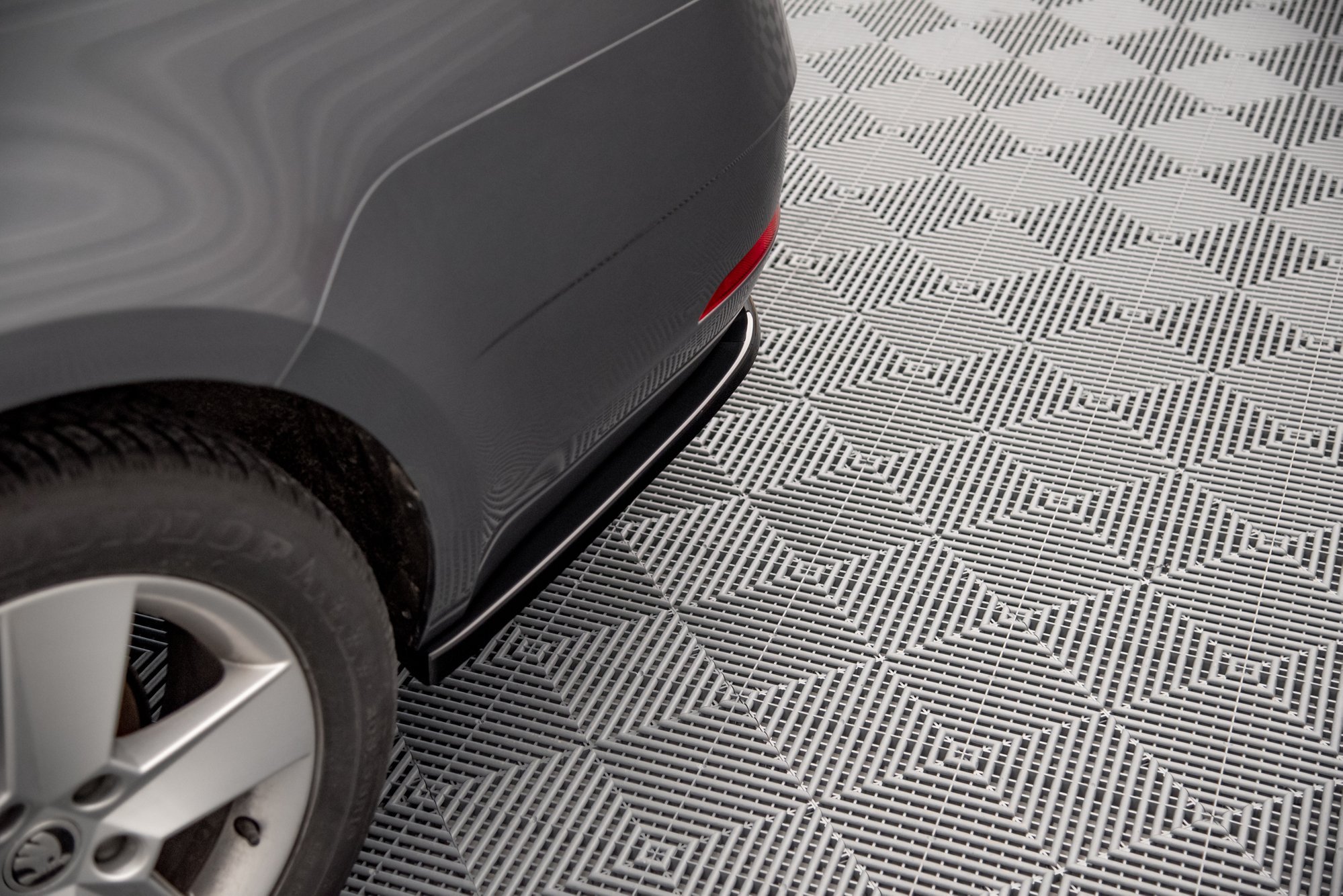 Rear Side Splitters Skoda Octavia Mk3 Facelift - Image 2