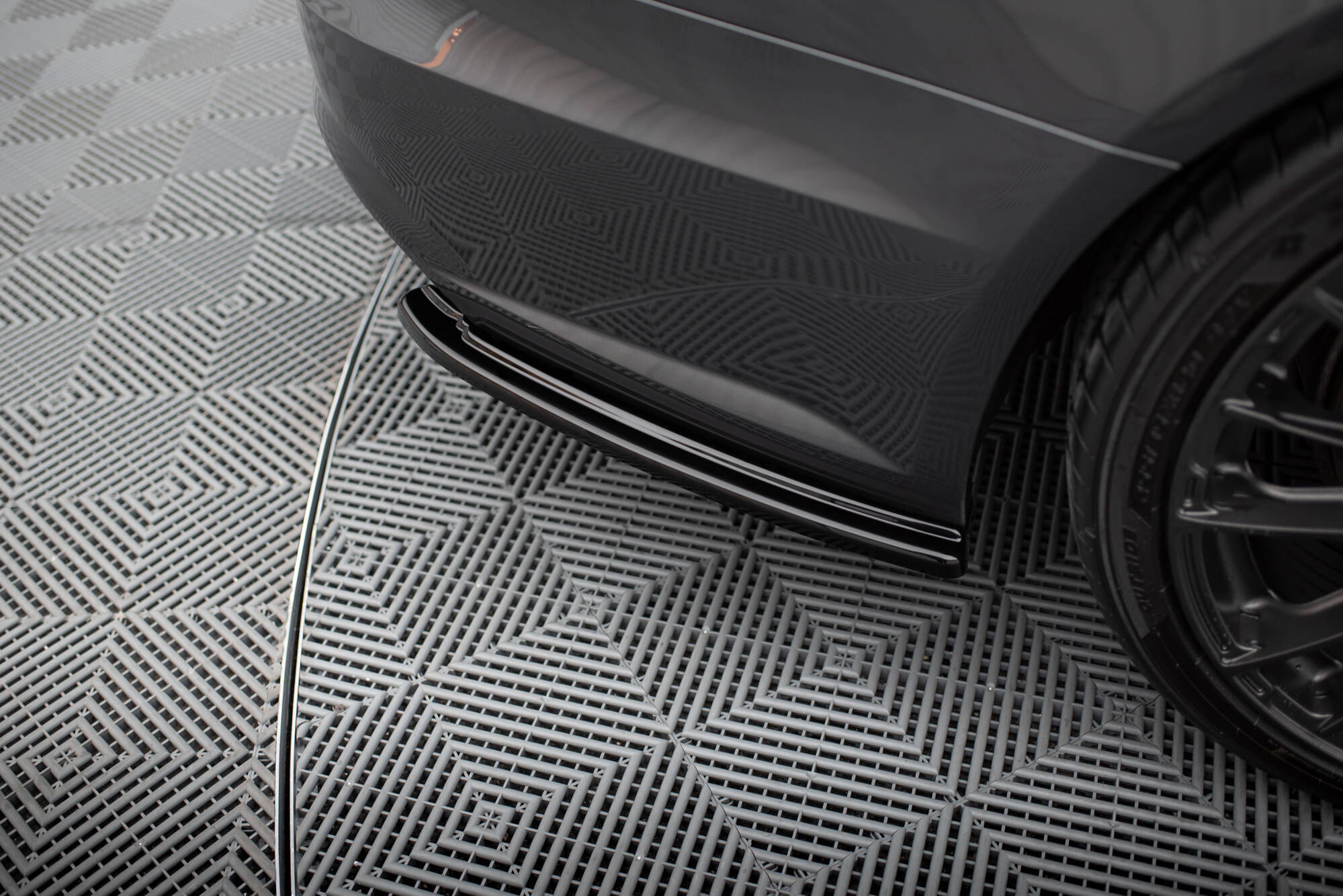 Rear Side Splitters V.1 Audi A6 / A6 C7 S-line/ S6 C7 Facelift - Image 3