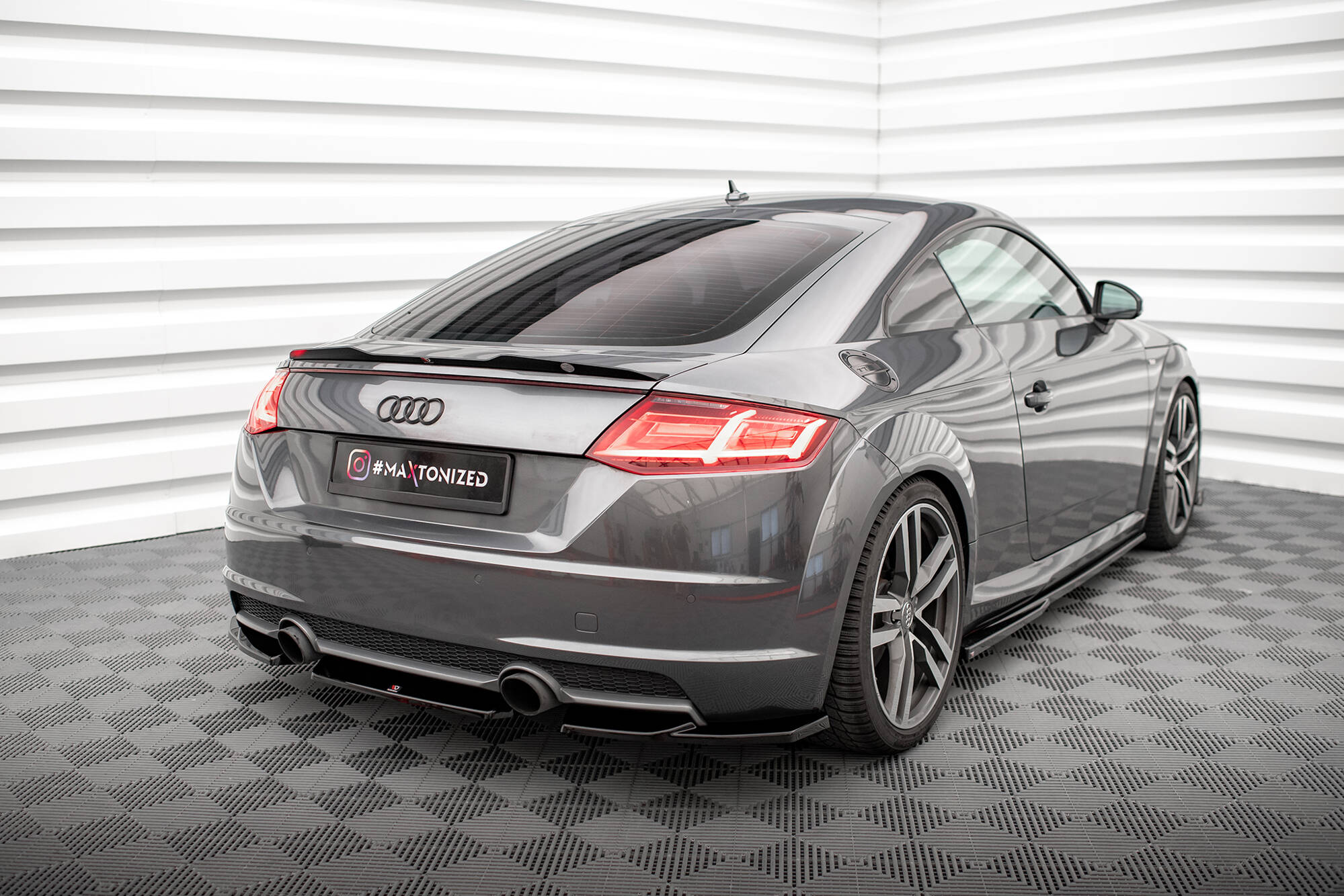 Rear Side Splitters V.1 Audi TT S-Line 8S - Image 2