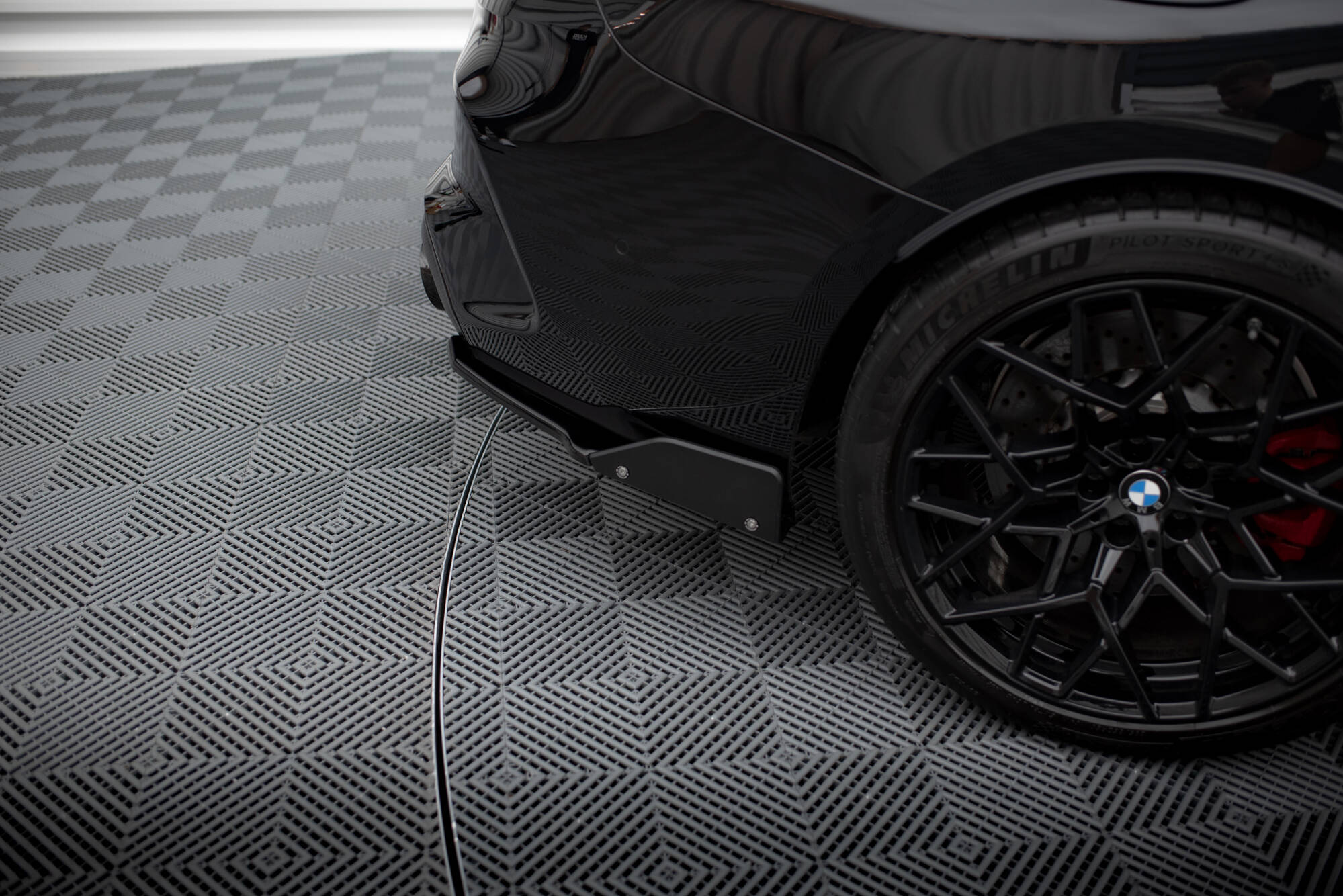 Rear Side Splitters V.1 + Flaps BMW M8 Gran Coupe F93 - Image 2