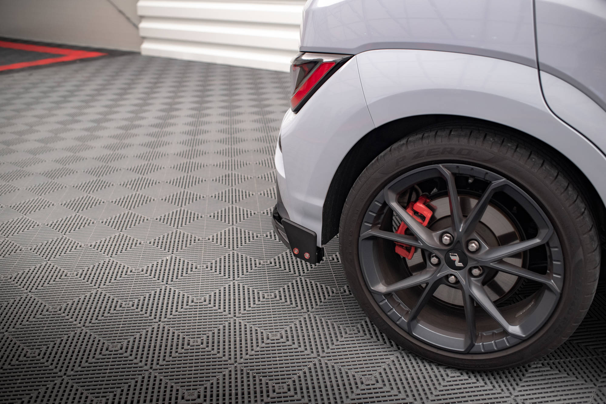 Rear Side Splitters V.1 + Flaps Hyundai Kona N Mk1 - Image 3
