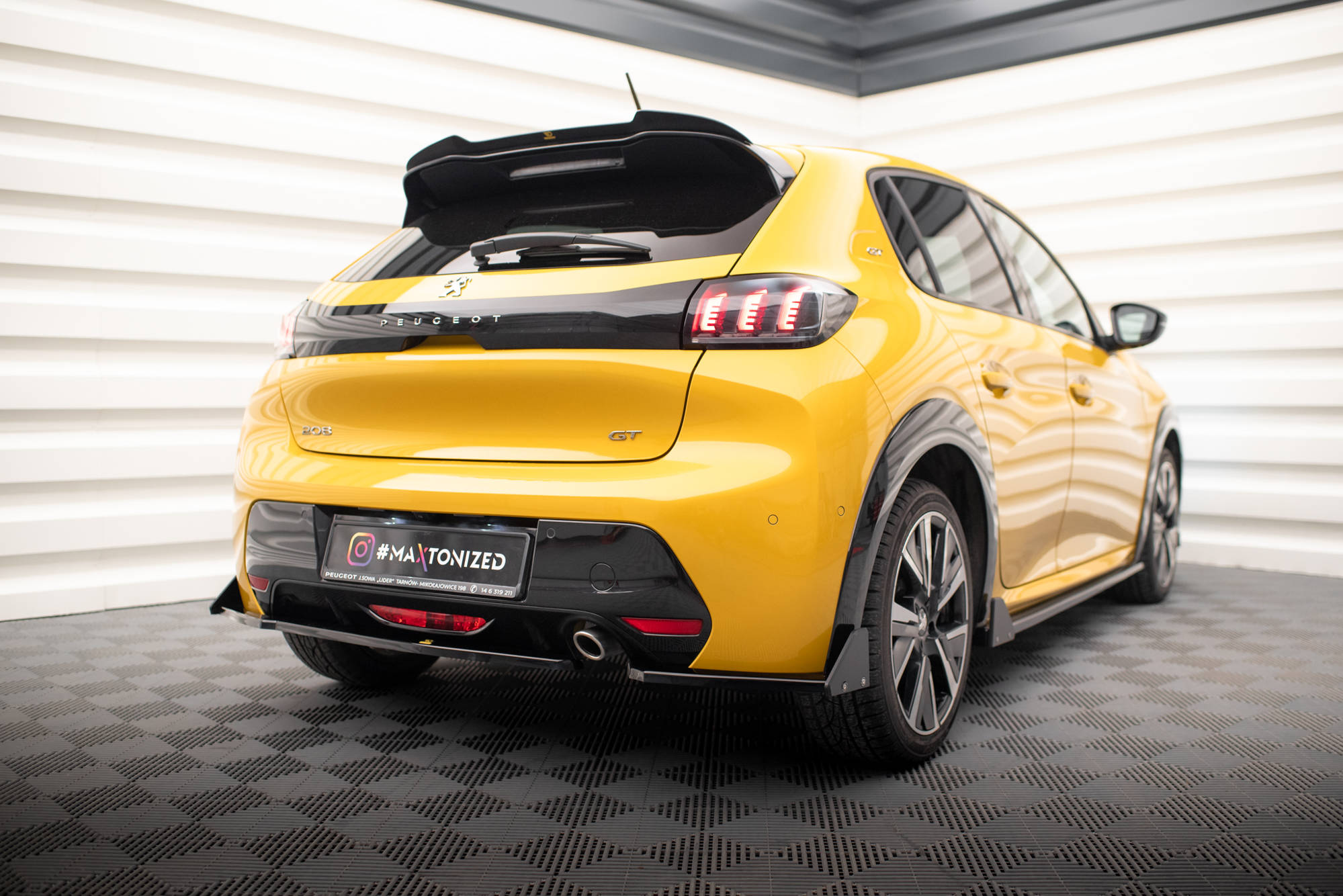 Rear Side Splitters V.1 + Flaps Peugeot 208 GT Mk2 - Image 3
