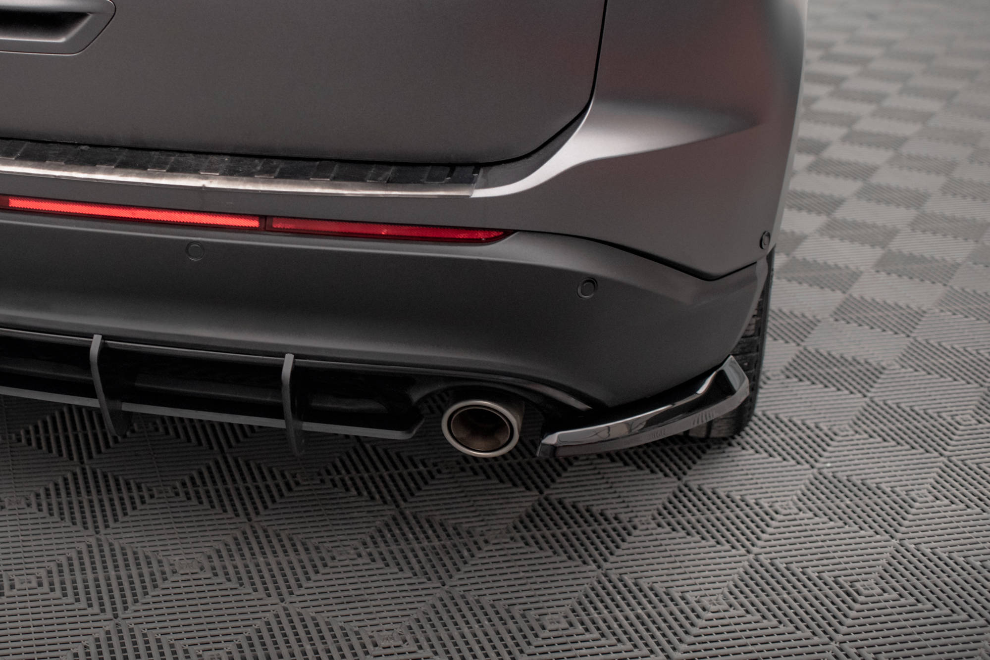 Rear Side Splitters V.1 Ford Edge Mk2 - Image 3
