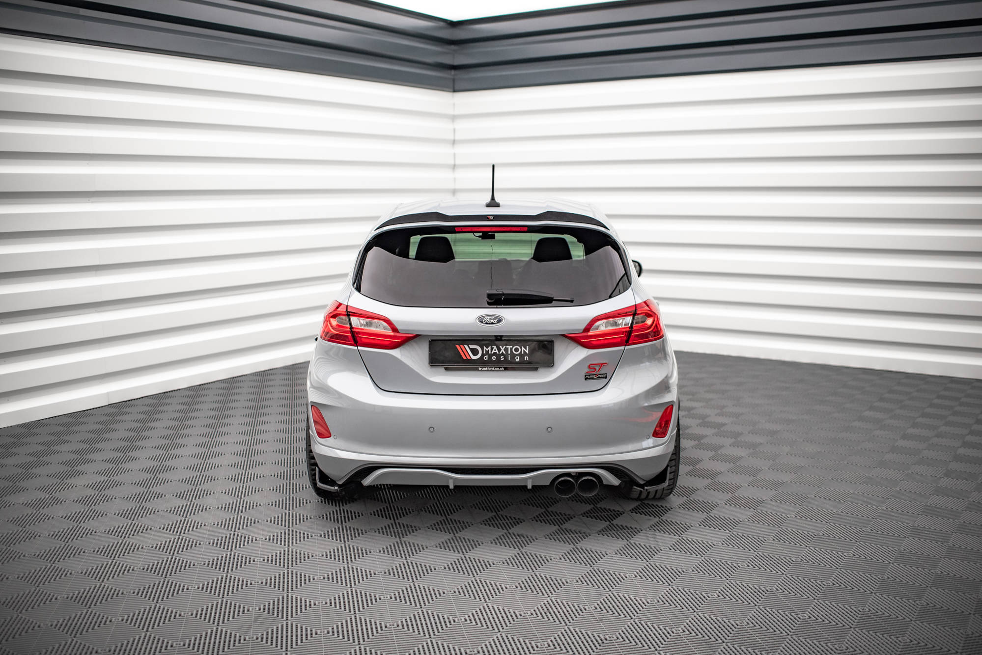Rear Side Splitters V.1 Ford Fiesta ST Mk8 - Image 2