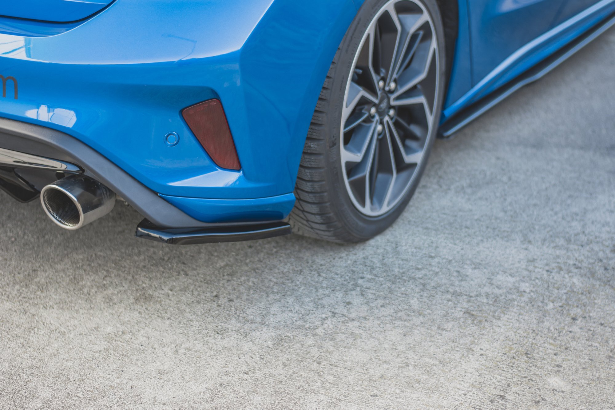 Rear Side Splitters V.1 Ford Focus ST Mk4 - Image 4