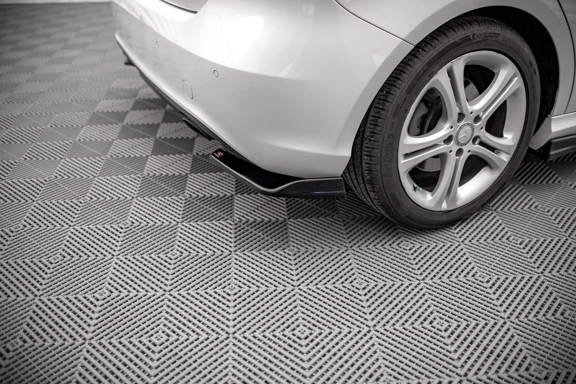 Rear Side Splitters V.1 Mercedes-Benz A W176 - Image 2