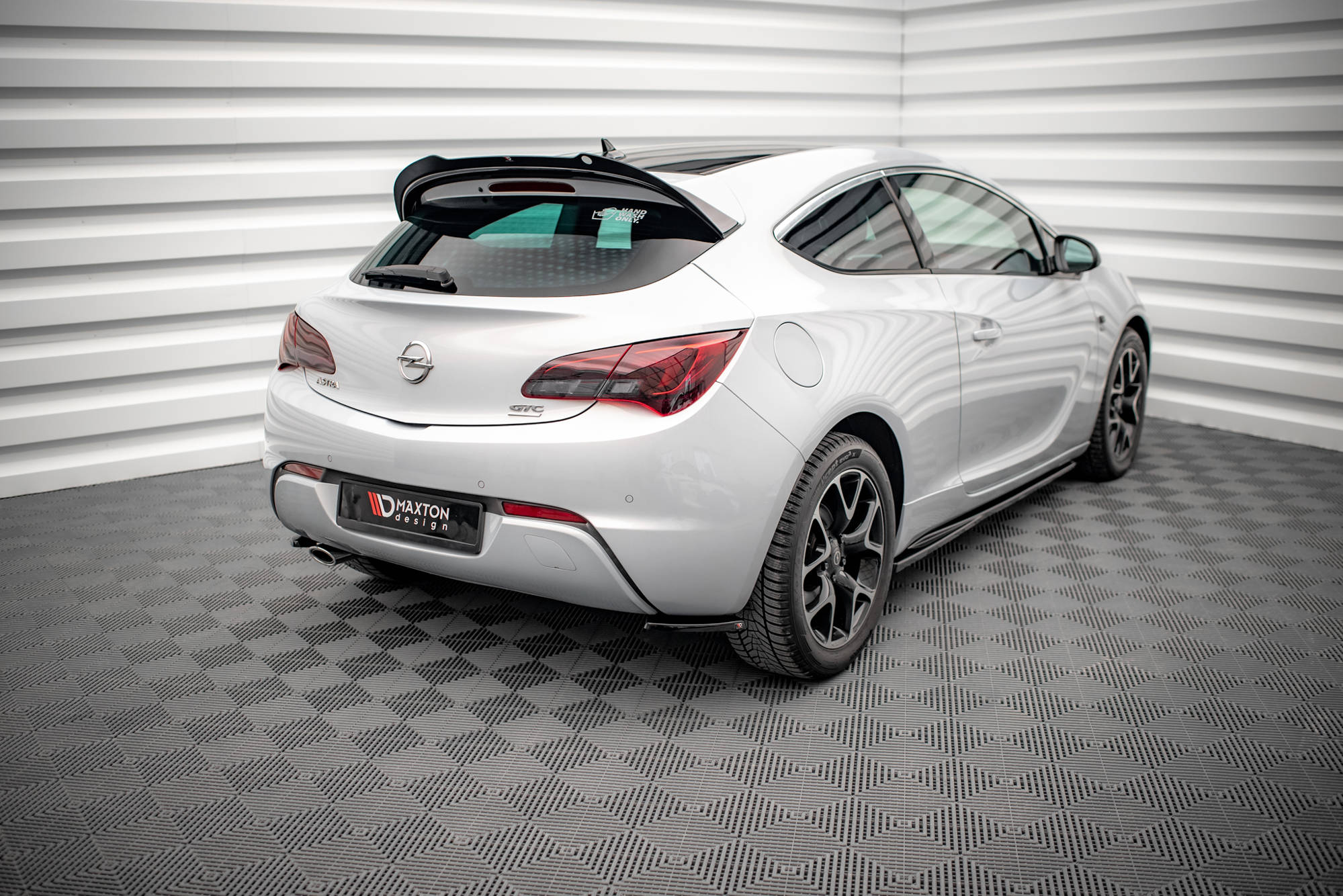 Rear Side Splitters V.1 Opel Astra GTC OPC-Line J - Image 3