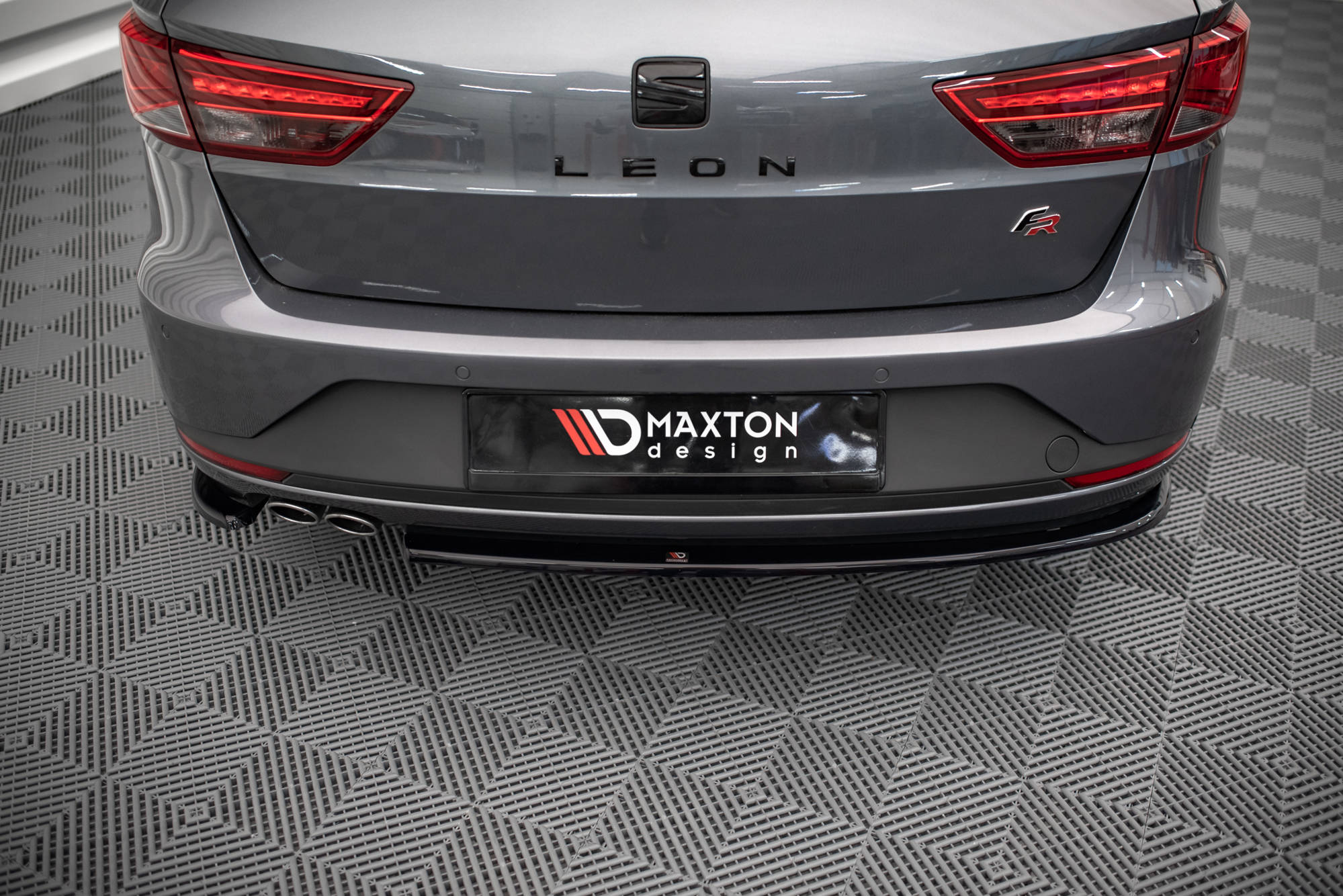 Rear Side Splitters V.1 Seat Leon FR Sportstourer Mk3 - Image 2