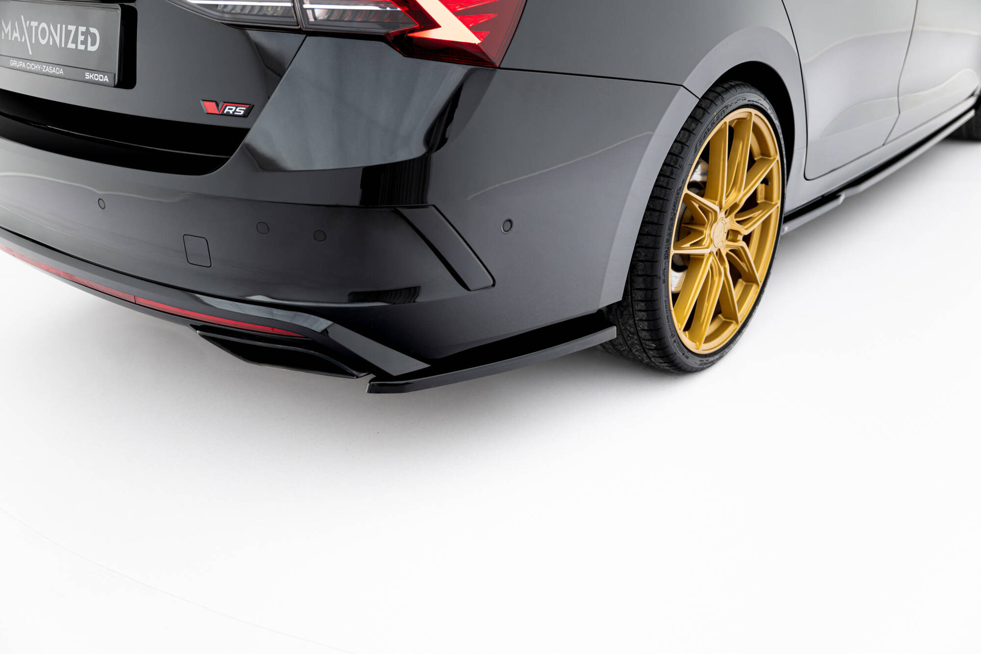Rear Side Splitters V.1 Skoda Octavia RS Liftback / Combi Mk4 Facelift - Image 2