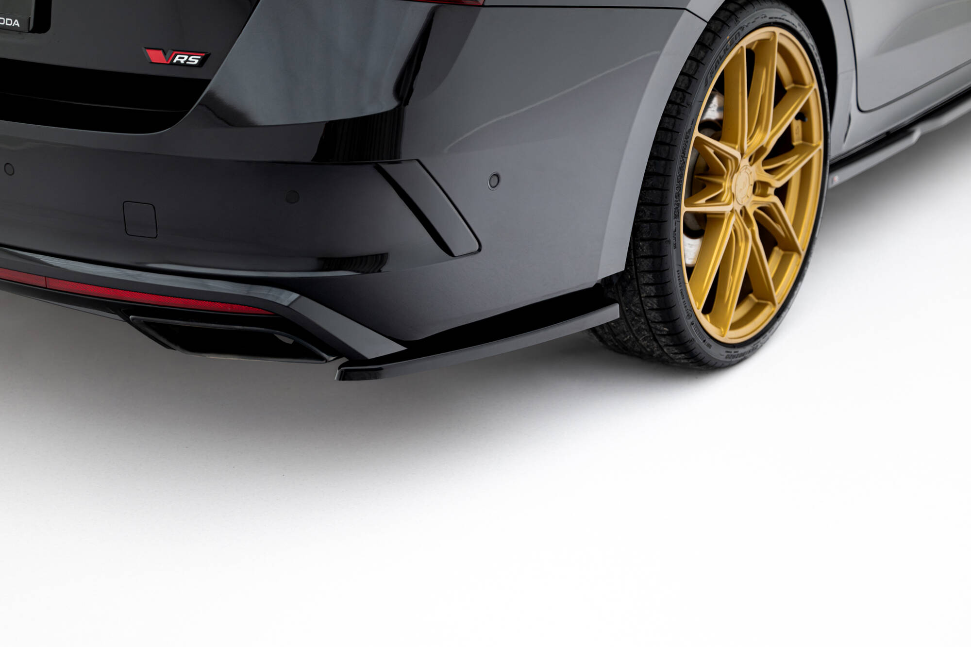 Rear Side Splitters V.1 Skoda Octavia RS Liftback / Combi Mk4 Facelift - Image 3