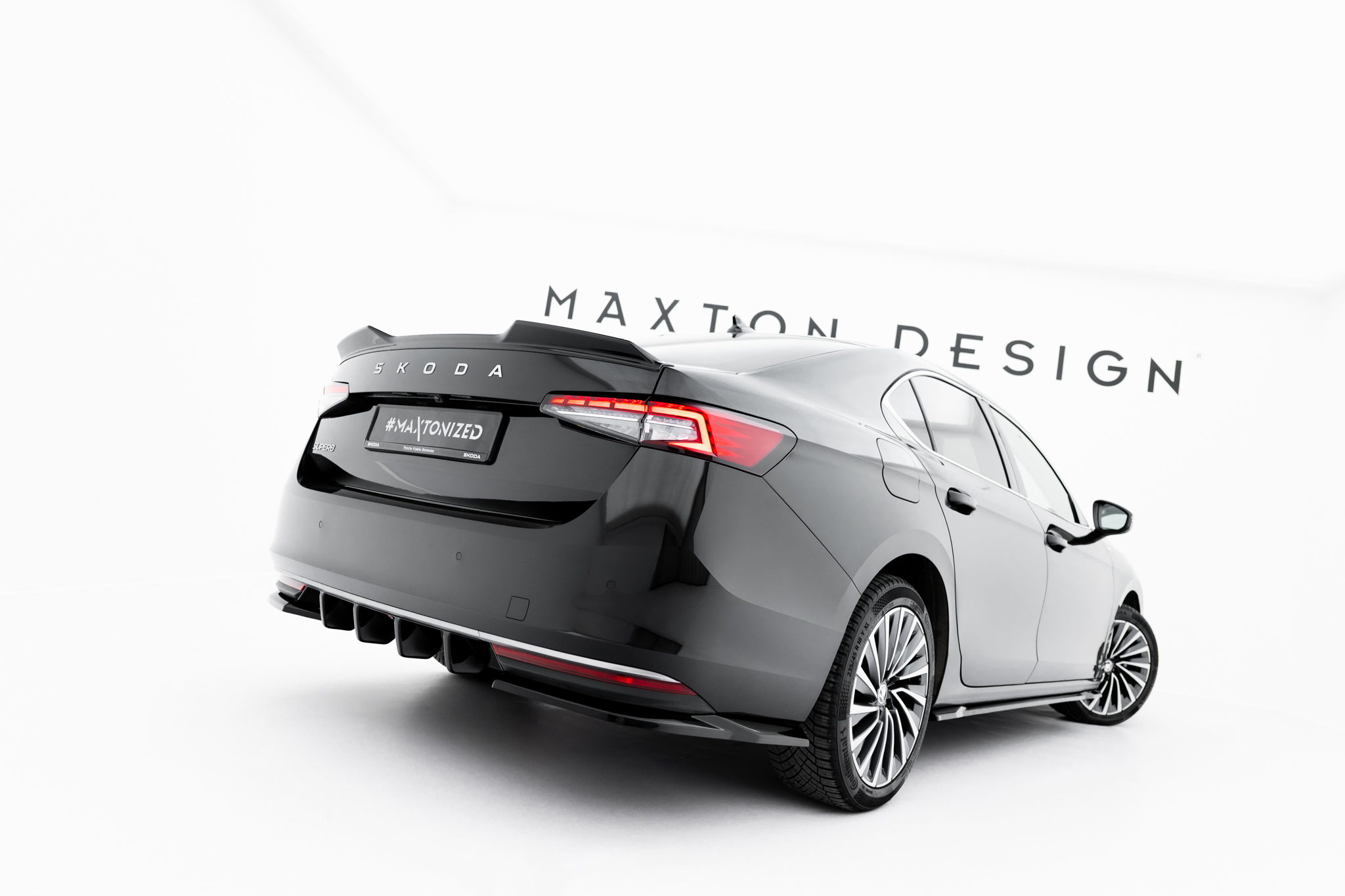Rear Side Splitters V.1 Skoda Superb Mk4 - Image 3