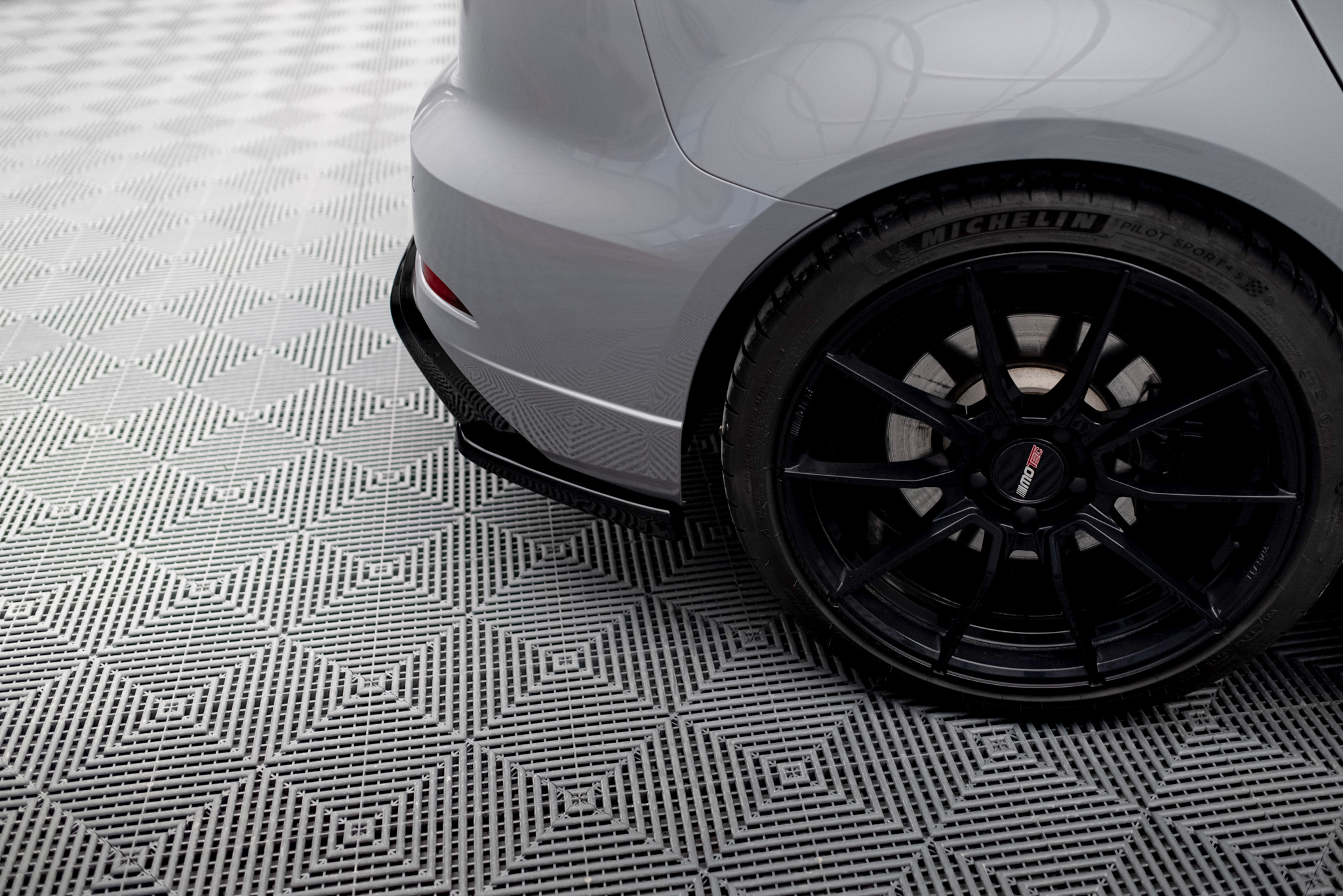 Rear Side Splitters V.2 Audi RS3 8V Sportback Facelift - Image 3