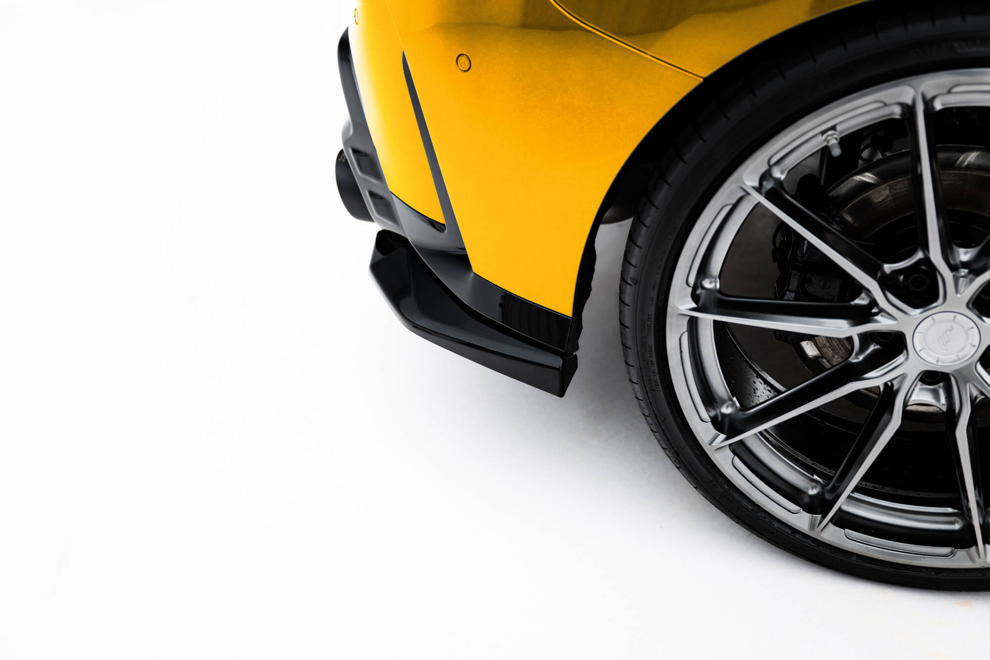 Rear Side Splitters V.2 BMW 1 M-Pack F70 - Image 3