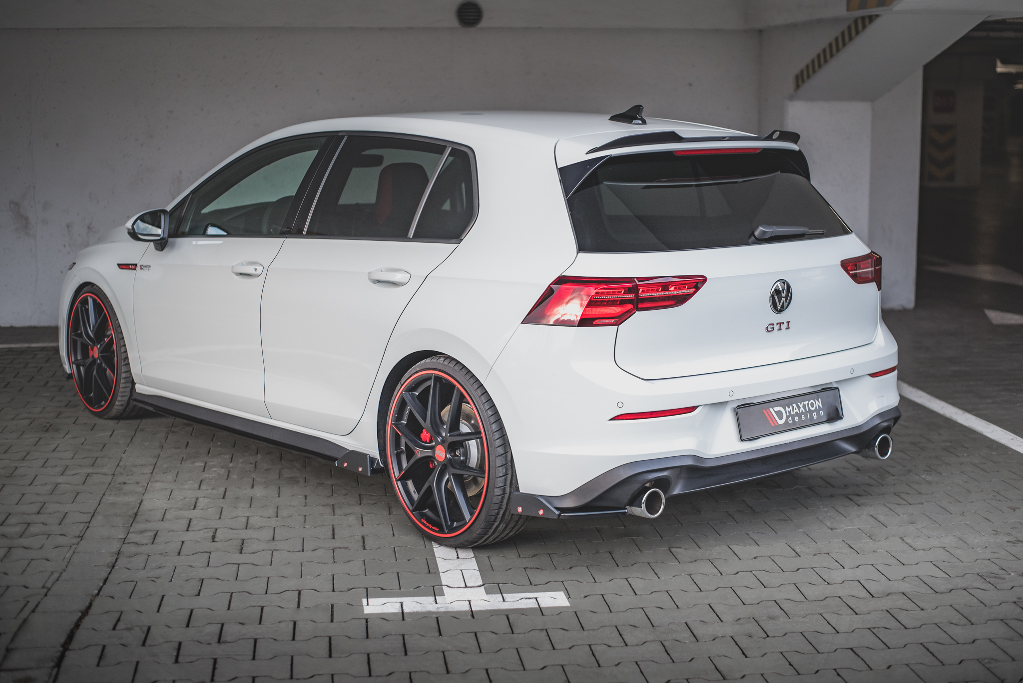 Rear Side Splitters V.2 + Flaps Volkswagen Golf GTI / GTE Mk8 - Image 3