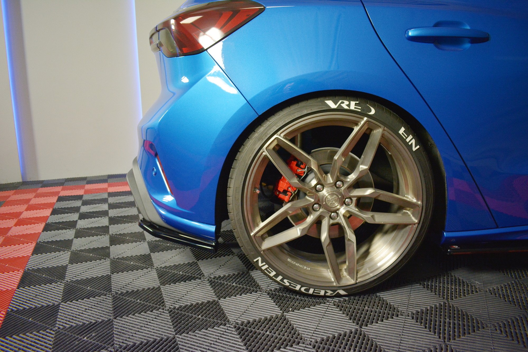 Rear Side Splitters V.2 (For rear valance v.1) Ford Focus Hatchabck ST-Line - Image 2