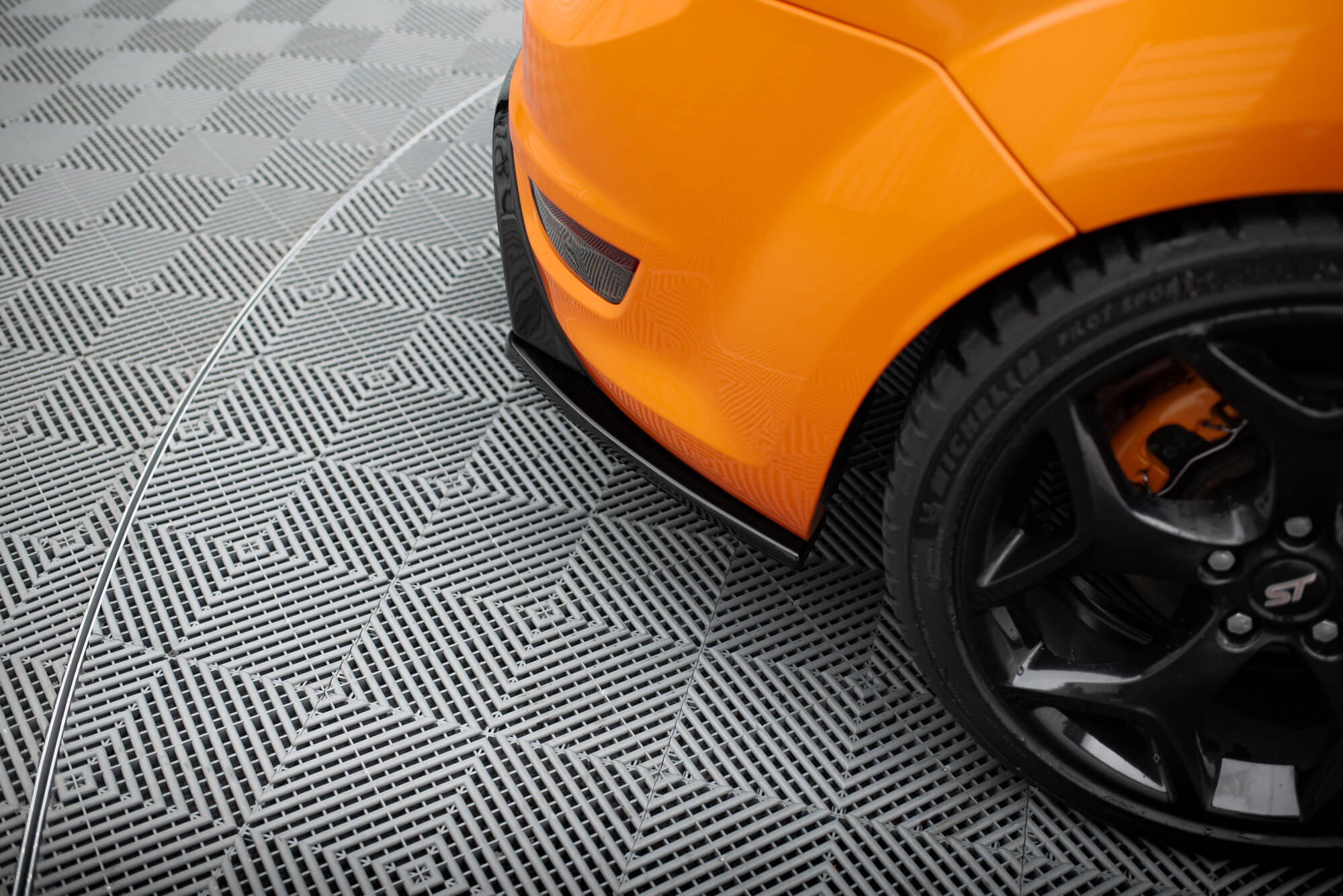 Rear Side Splitters V.2 Ford Focus ST Mk2 FL - Image 3