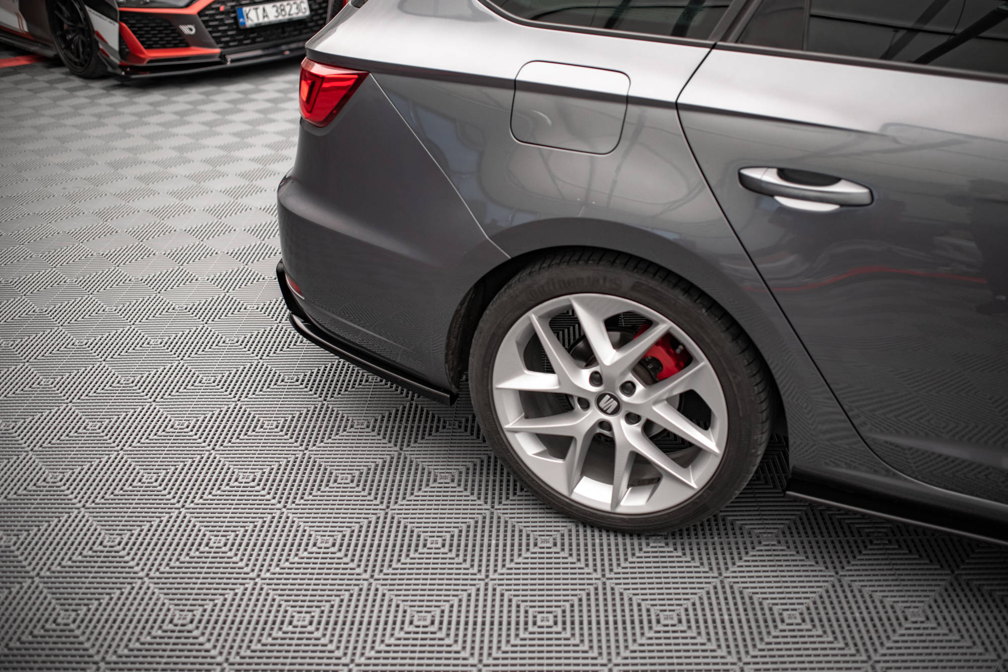 Rear Side Splitters V.2 Seat Leon FR Sportstourer Mk3 - Image 2