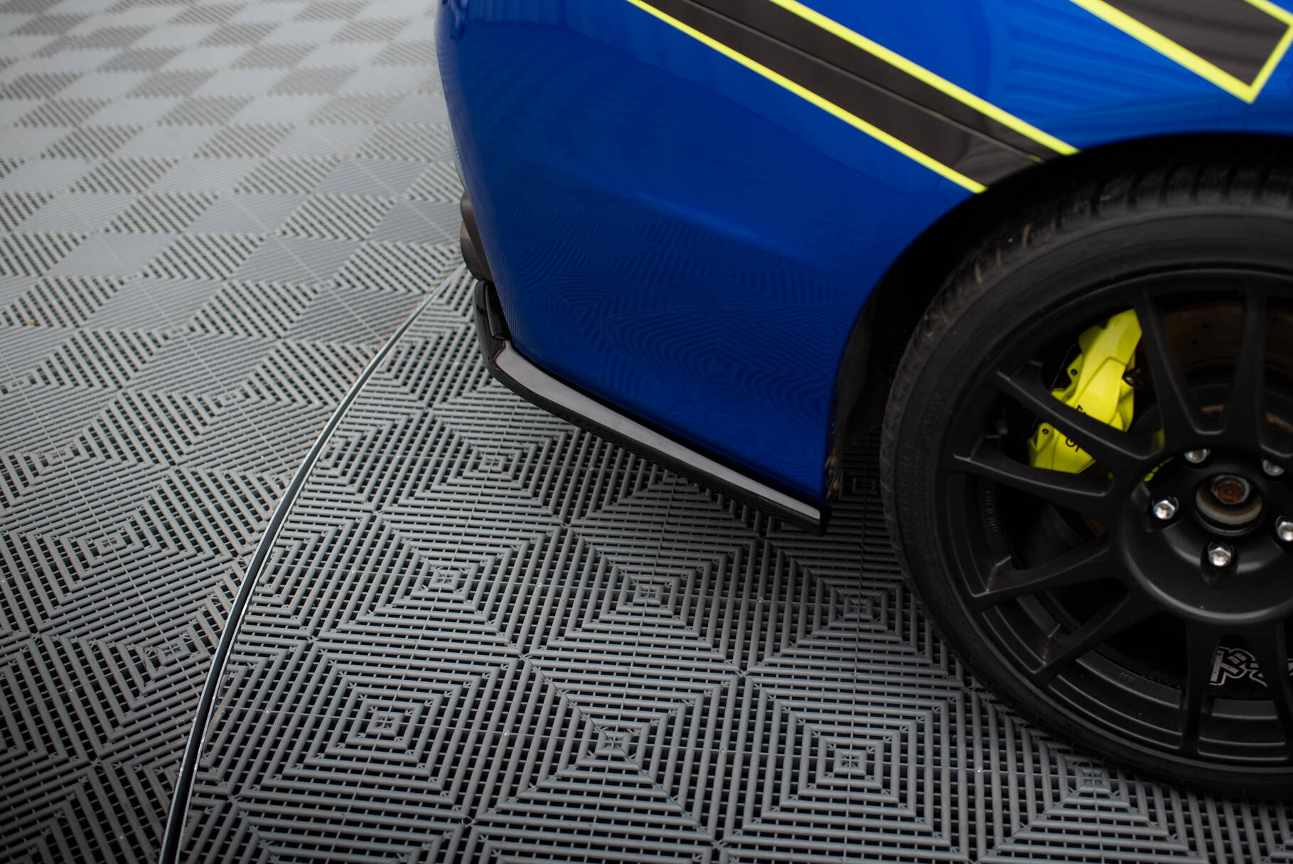 Rear Side Splitters V.2 Subaru WRX STI Mk1 - Image 4
