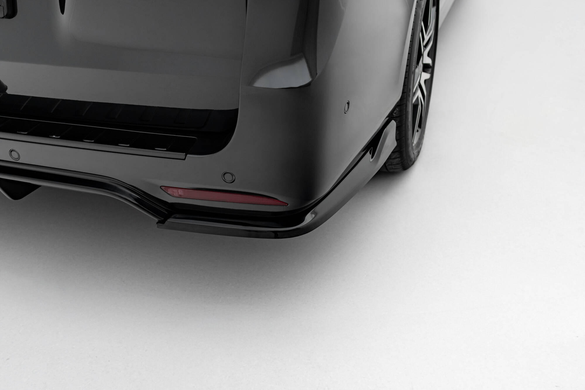 Rear Side Splitters V.3 Mercedes-Benz V-Class AMG-Line W447 Facelift - Image 2