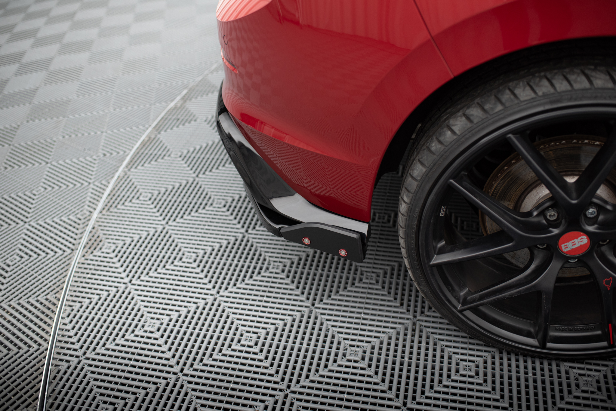 Rear Side Splitters V.4 + Flaps Volkswagen Golf GTI / GTE Mk8 - Image 6