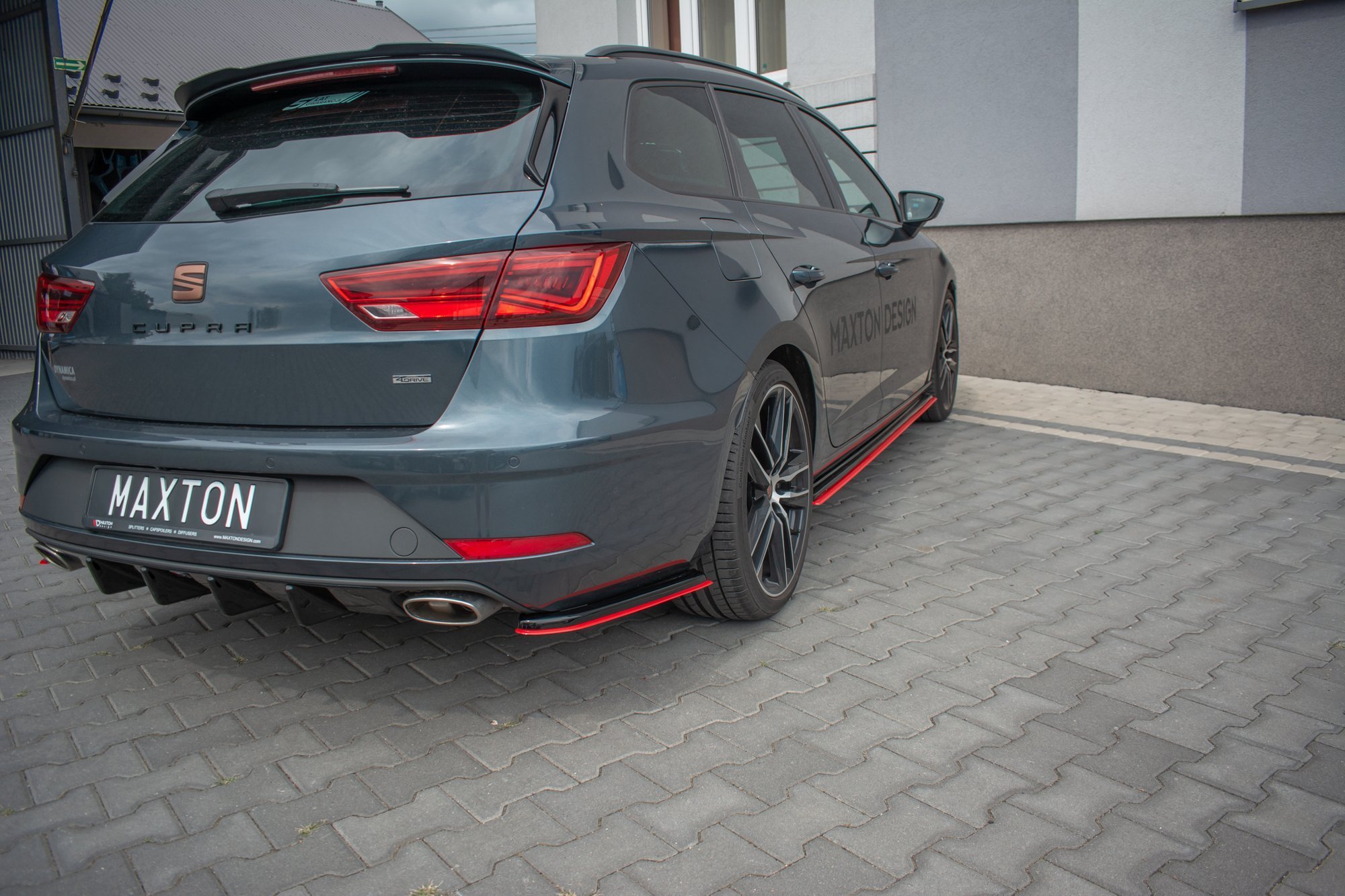 Rear Side Splitters V.4 Seat Leon Cupra Mk3 FL Sportstourer - Image 3