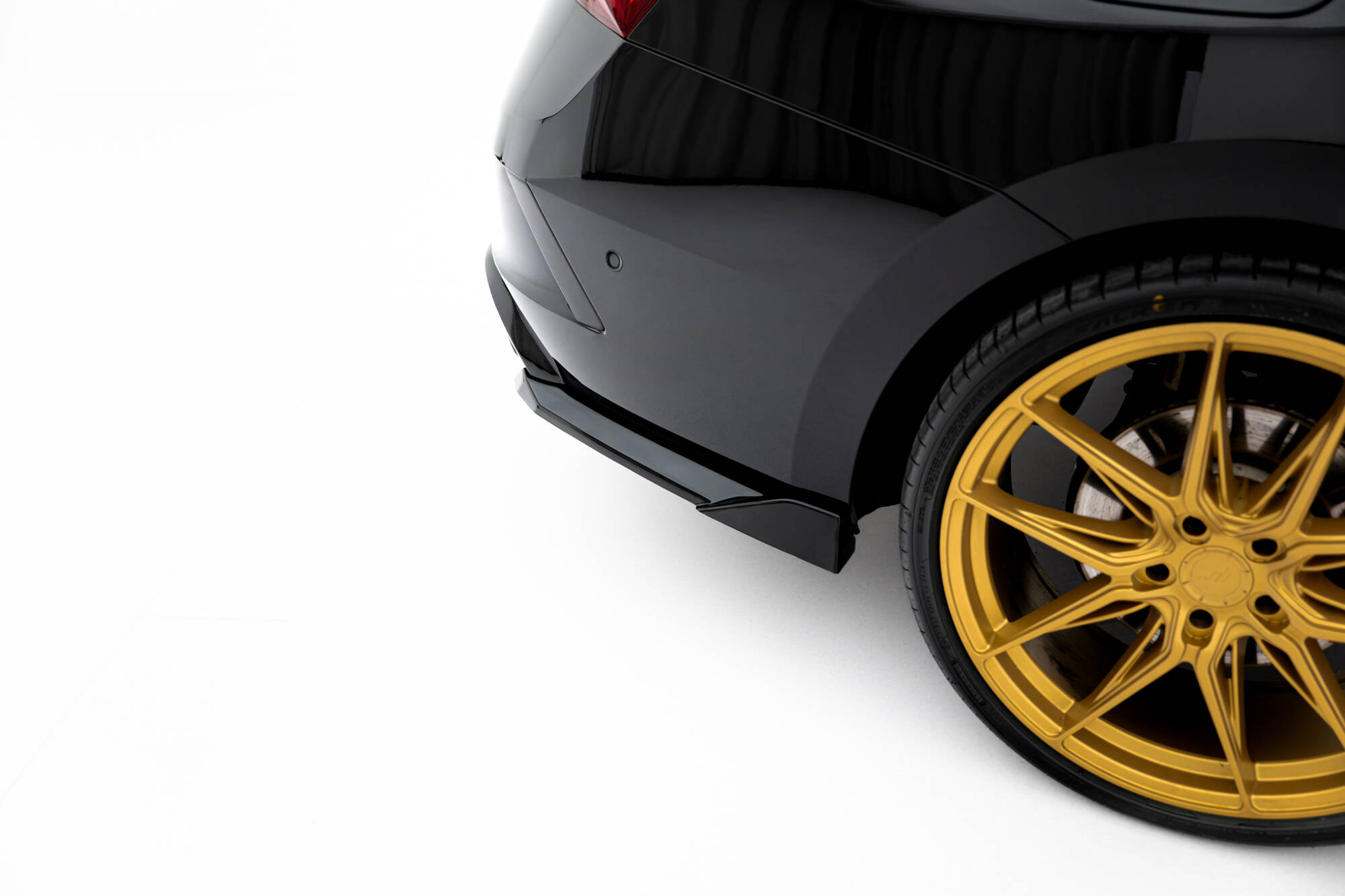 Rear Side Splitters V.6 Skoda Octavia RS Liftback / Combi Mk4 / Mk4 Facelift - Image 3